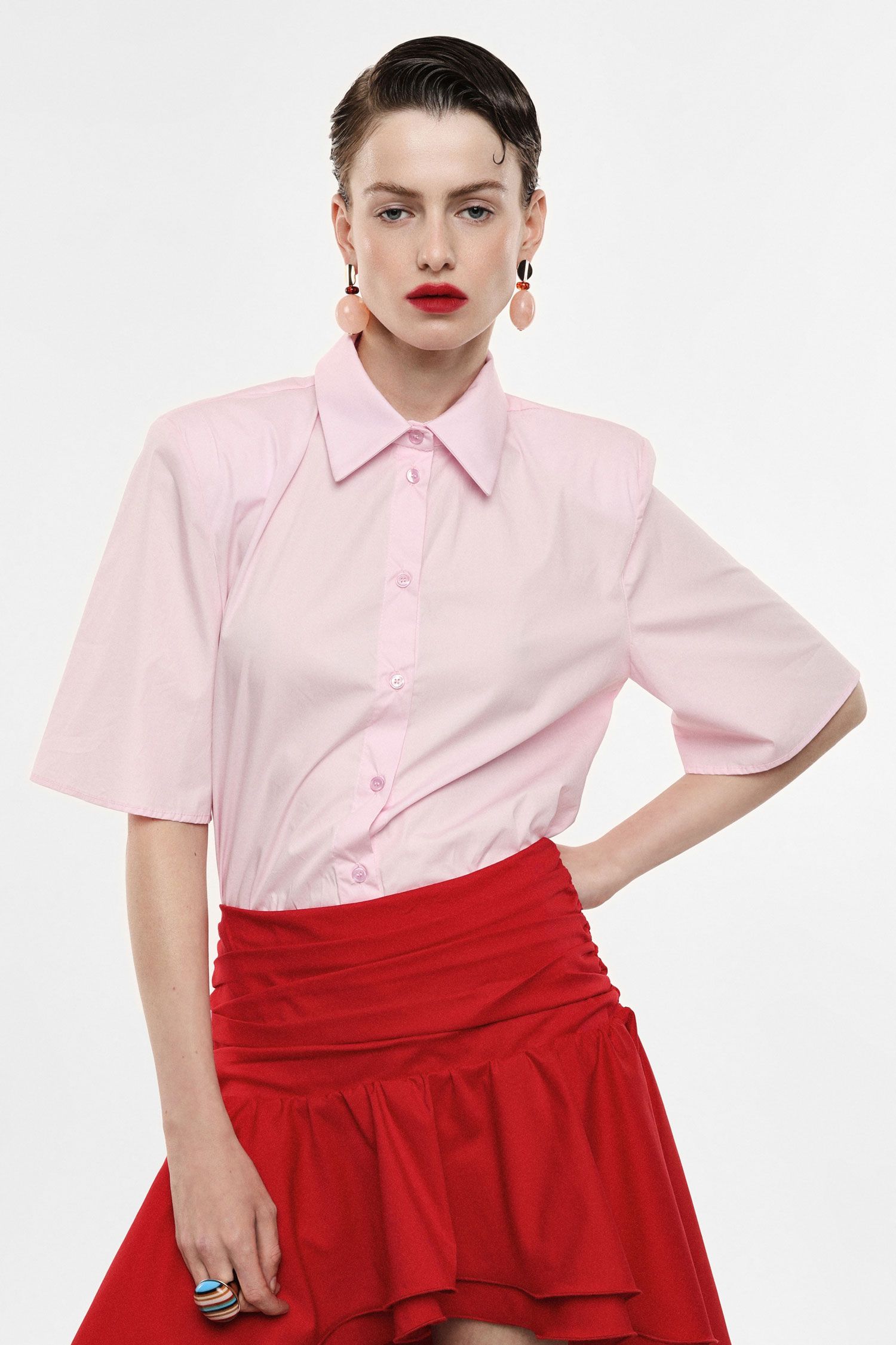 Chemise à épaules structurées