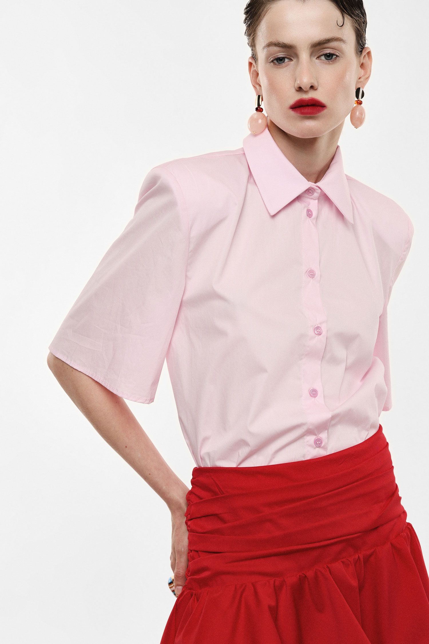 Chemise à épaules structurées