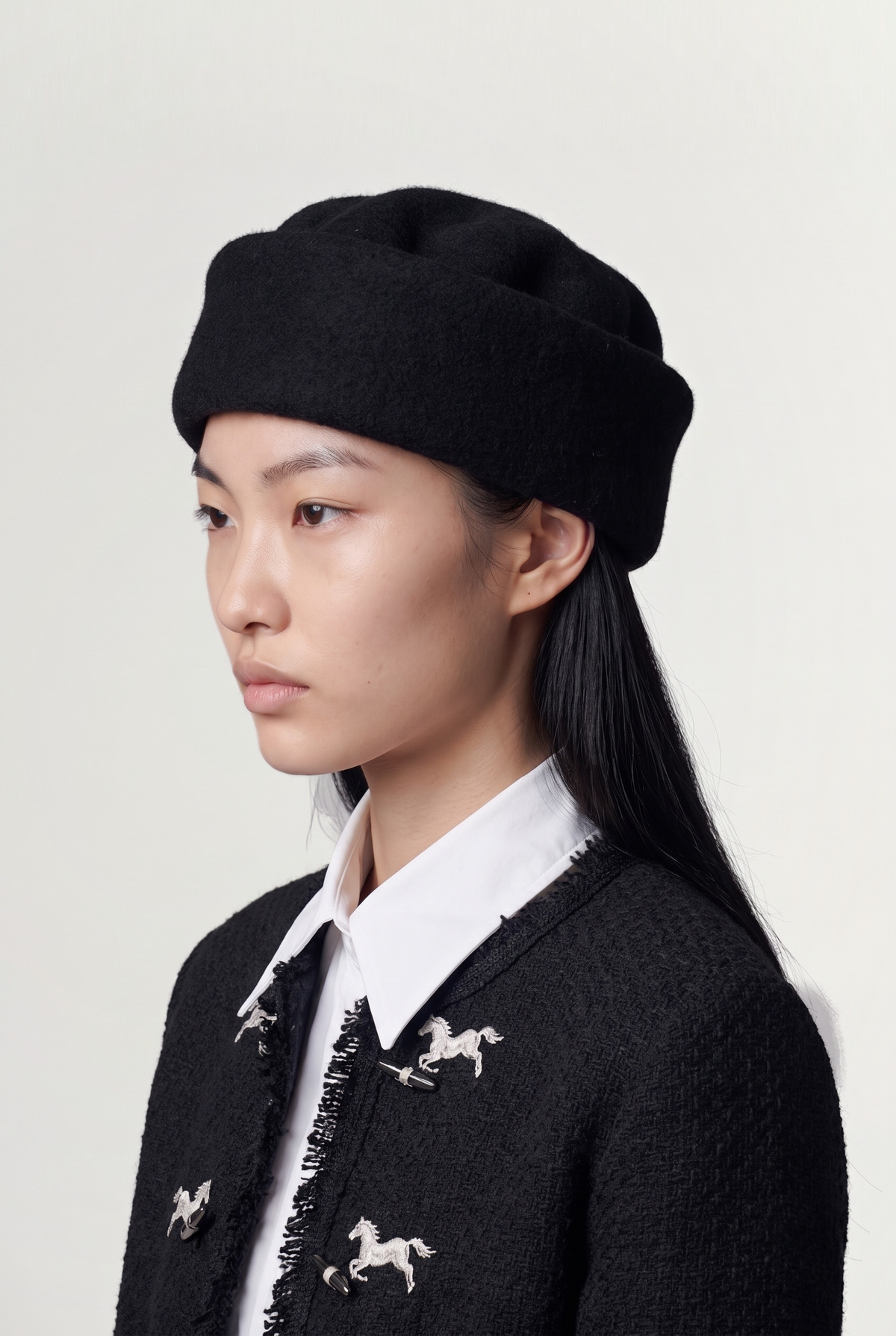Felt pillbox hat with a turned-up brim - Black - on model, side