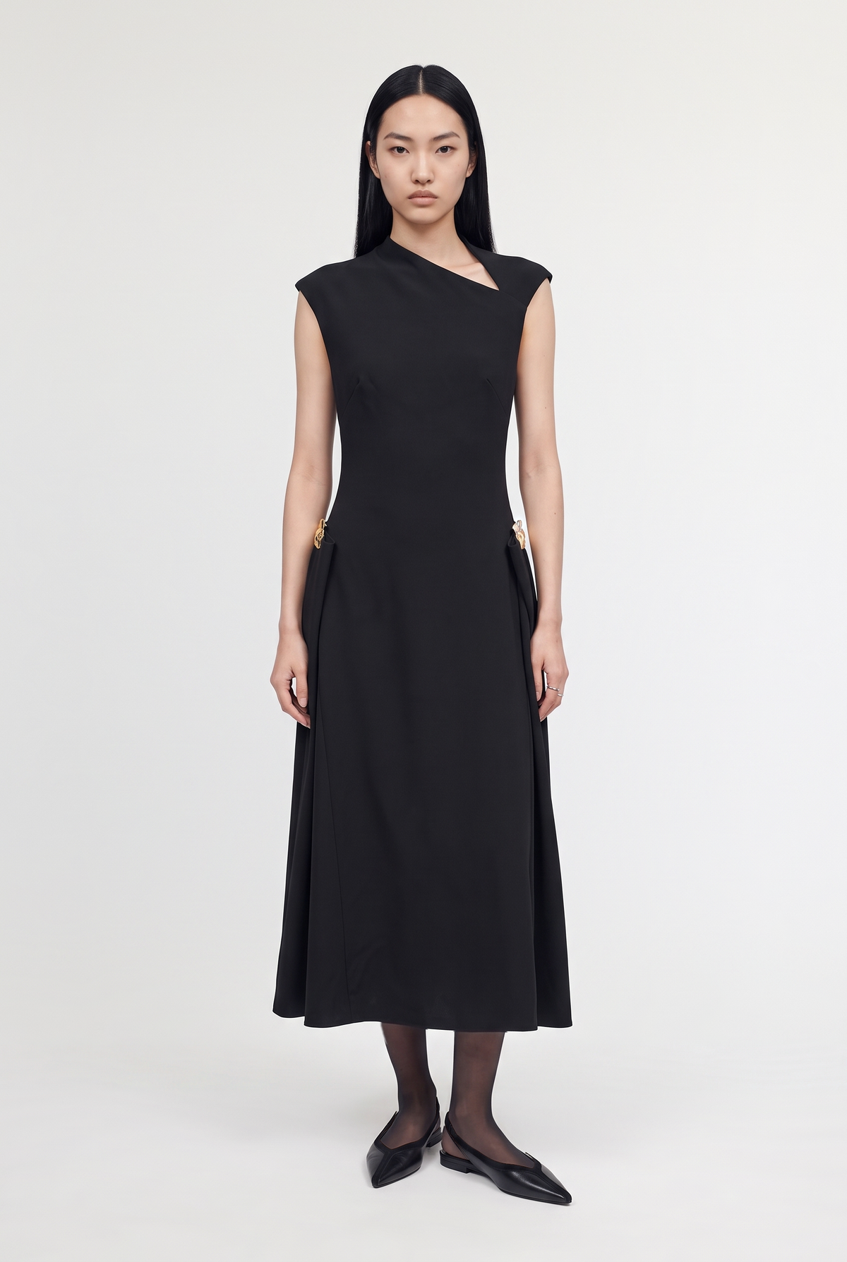 Sleeveless Draped Dress - Black - front view