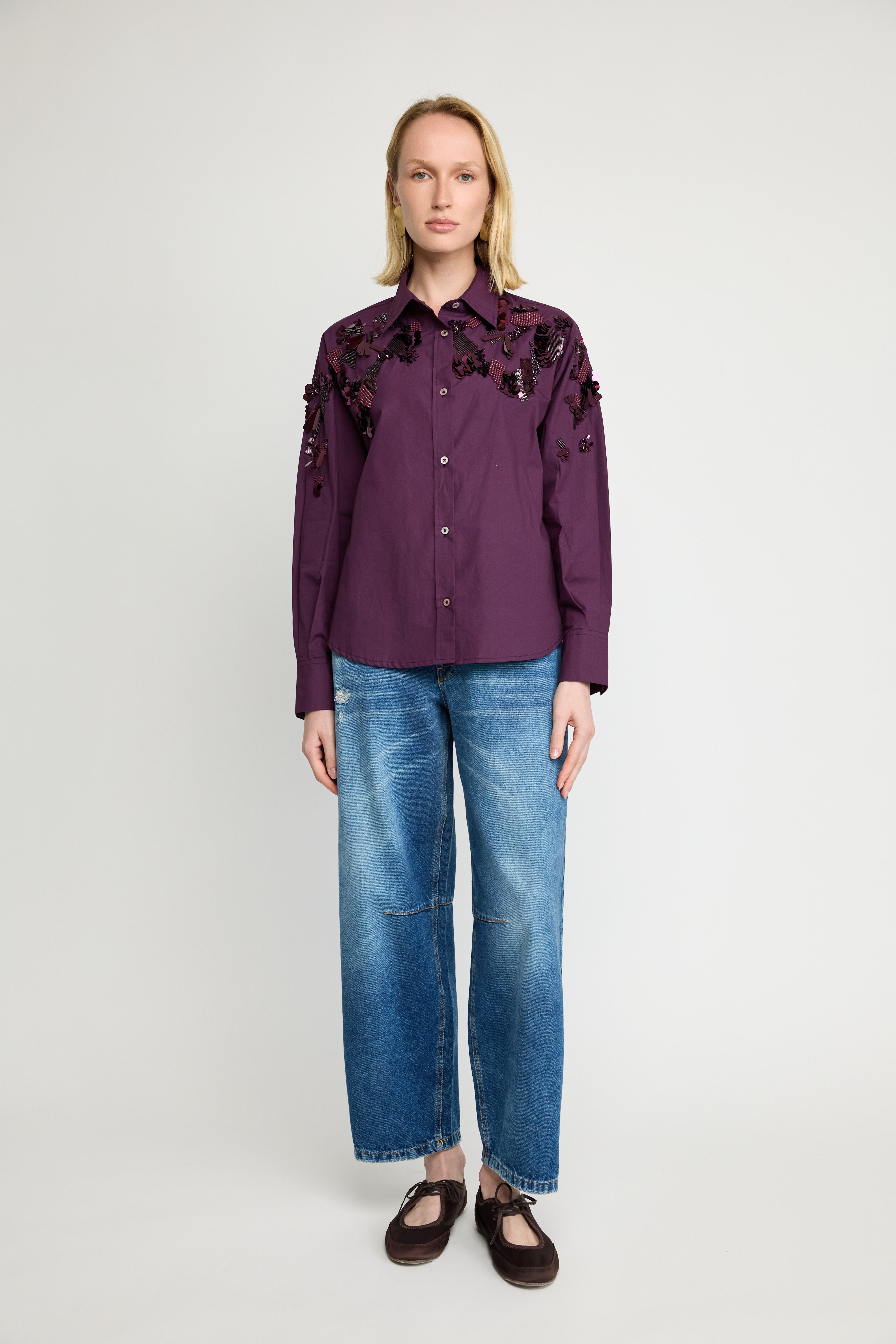 Chemise en coton violet avec broderie à paillettes