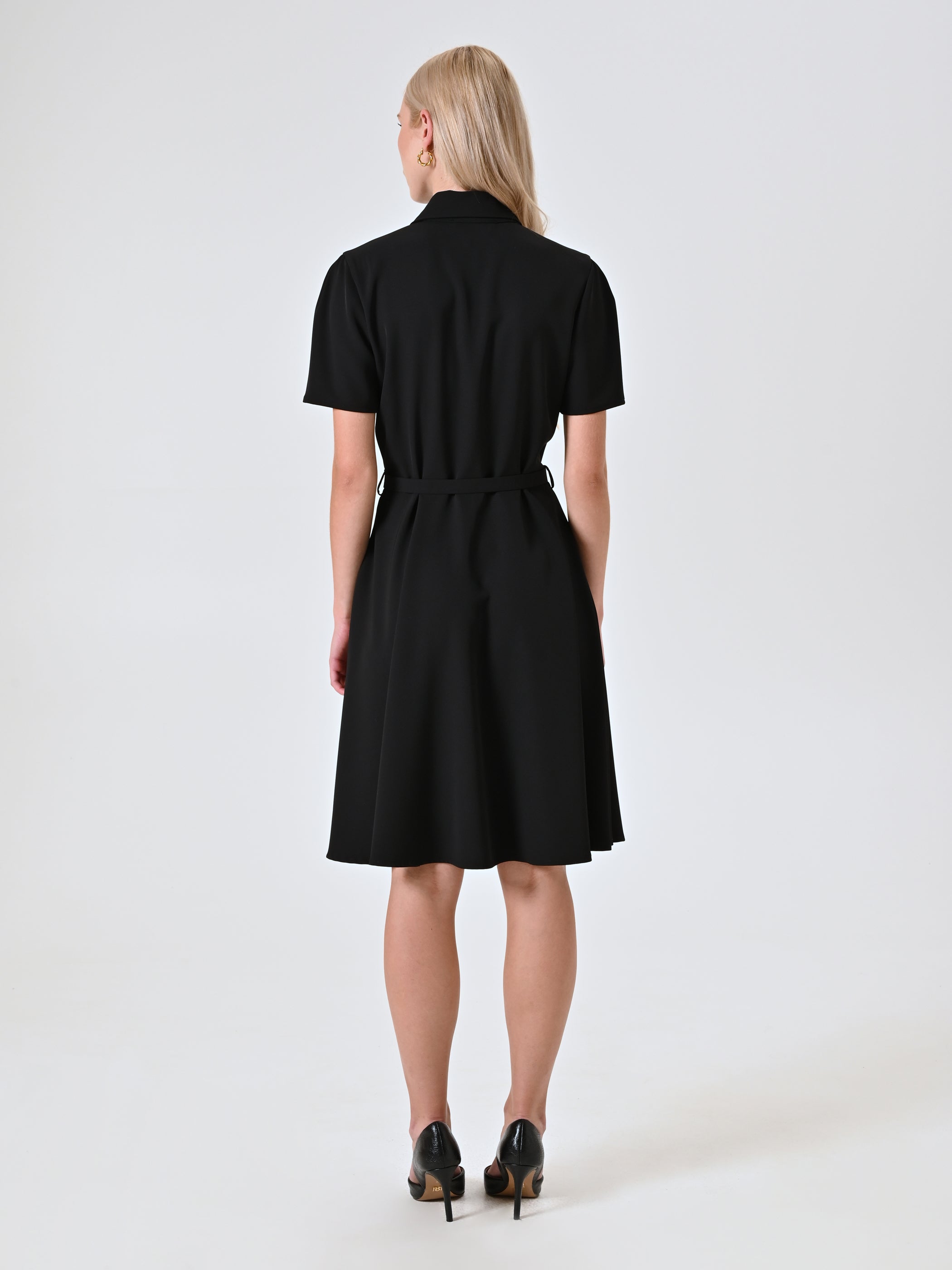 Dress with Zip and Collar