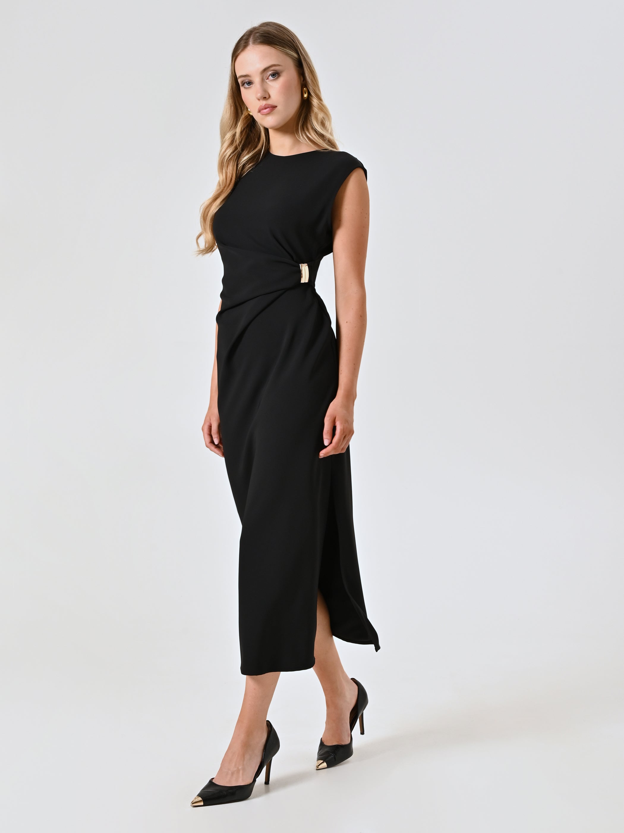 Robe fourreau mi-longue avec détails bijoux pour femme