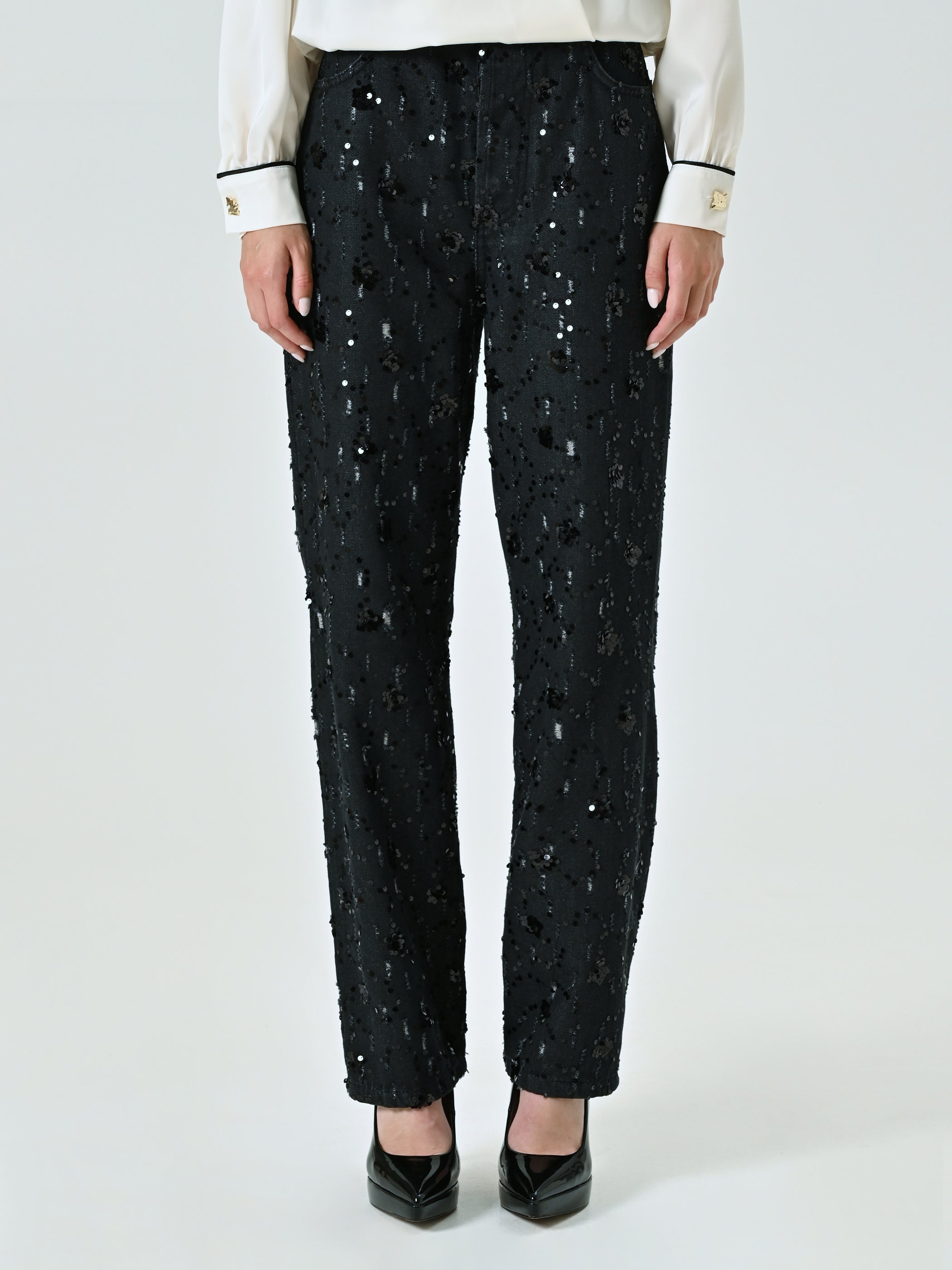 Pantalon en jean orné de paillettes
