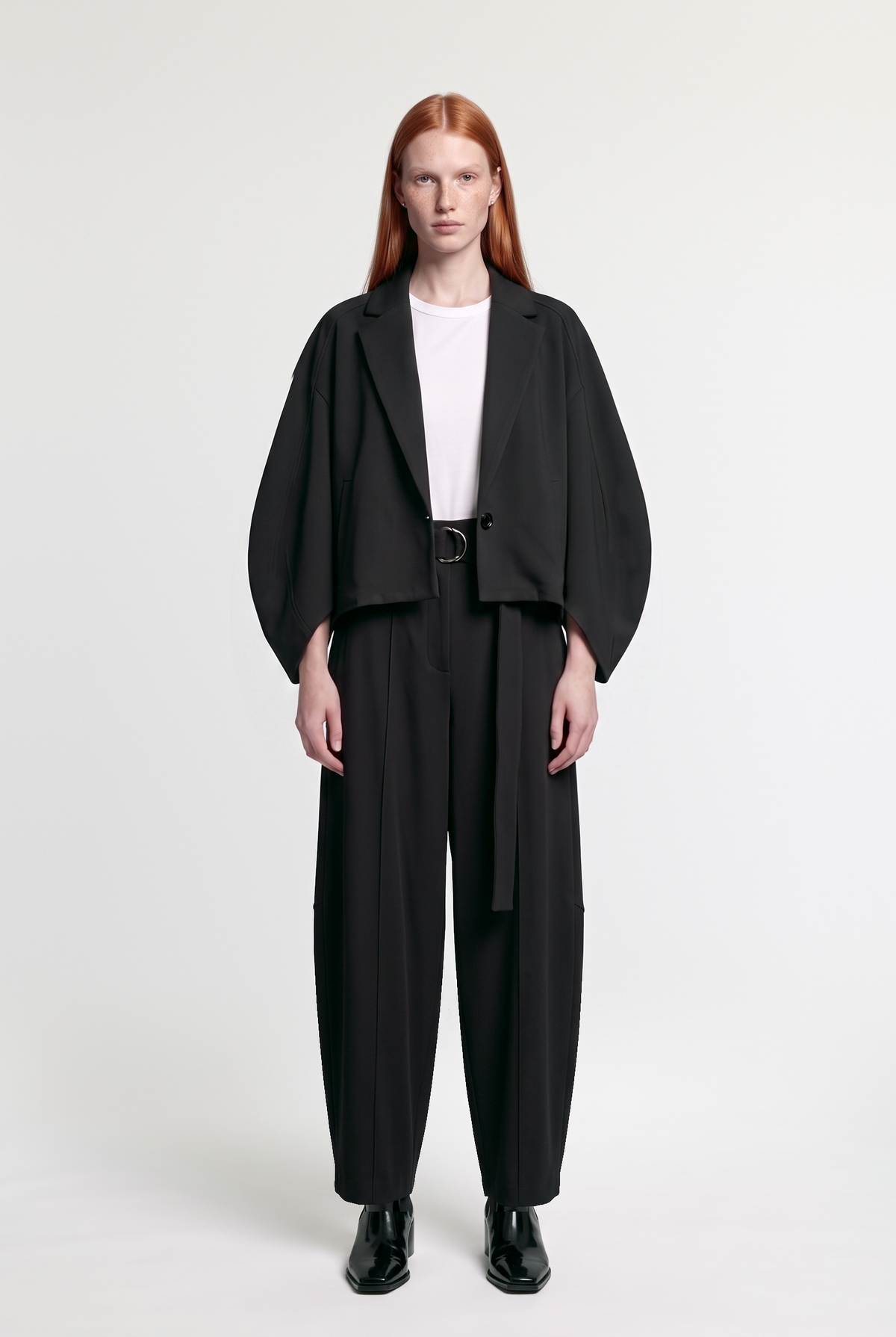 Balloon-Sleeve Cropped Blazer - Black - front view