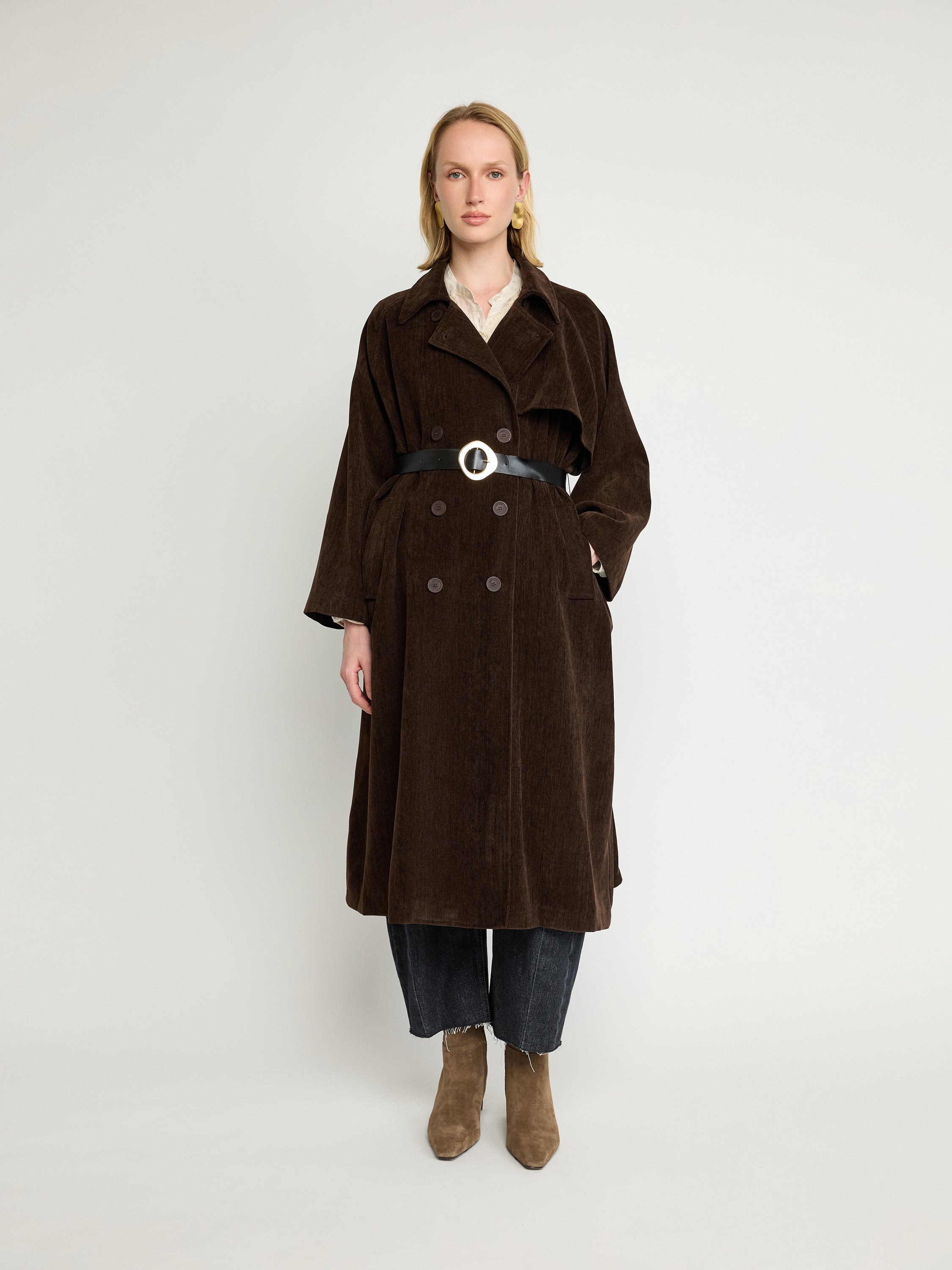 Manteau en velours côtelé à double boutonnage