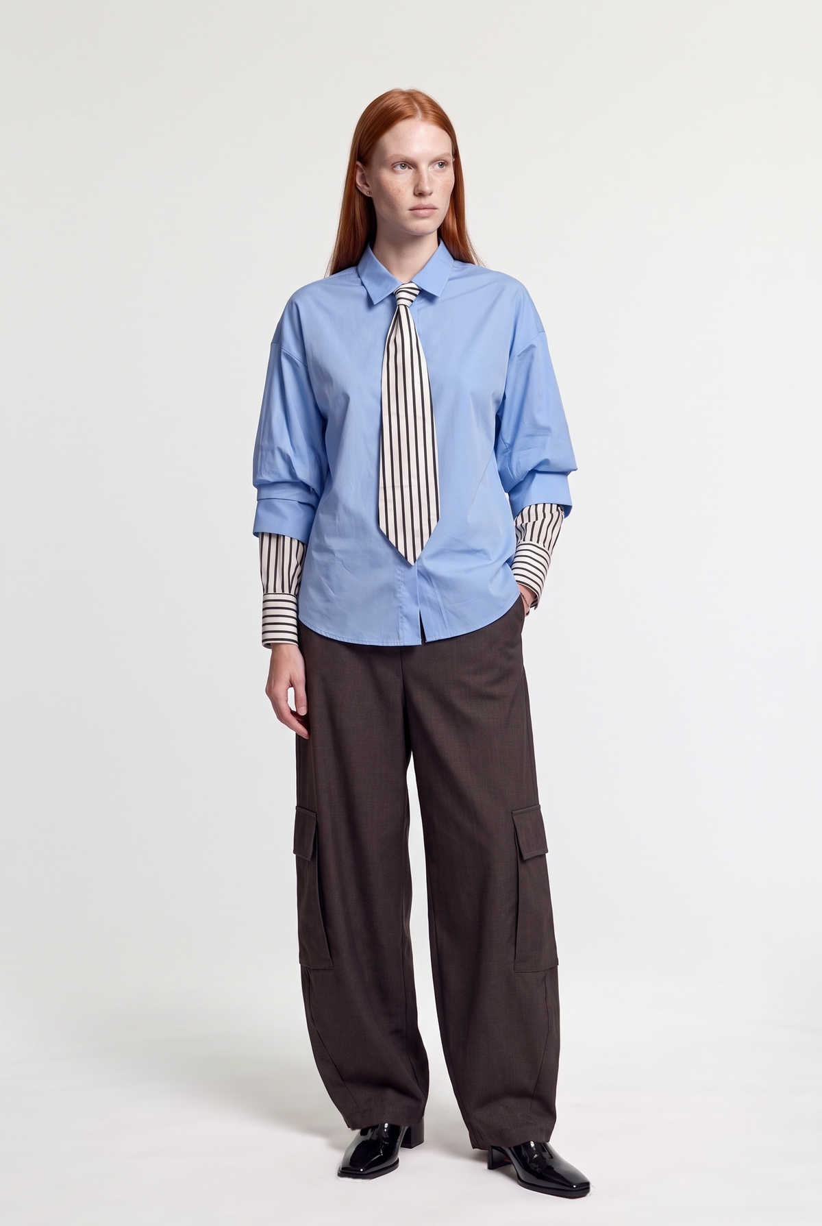 Oversized shirt with tie - Blue - front view