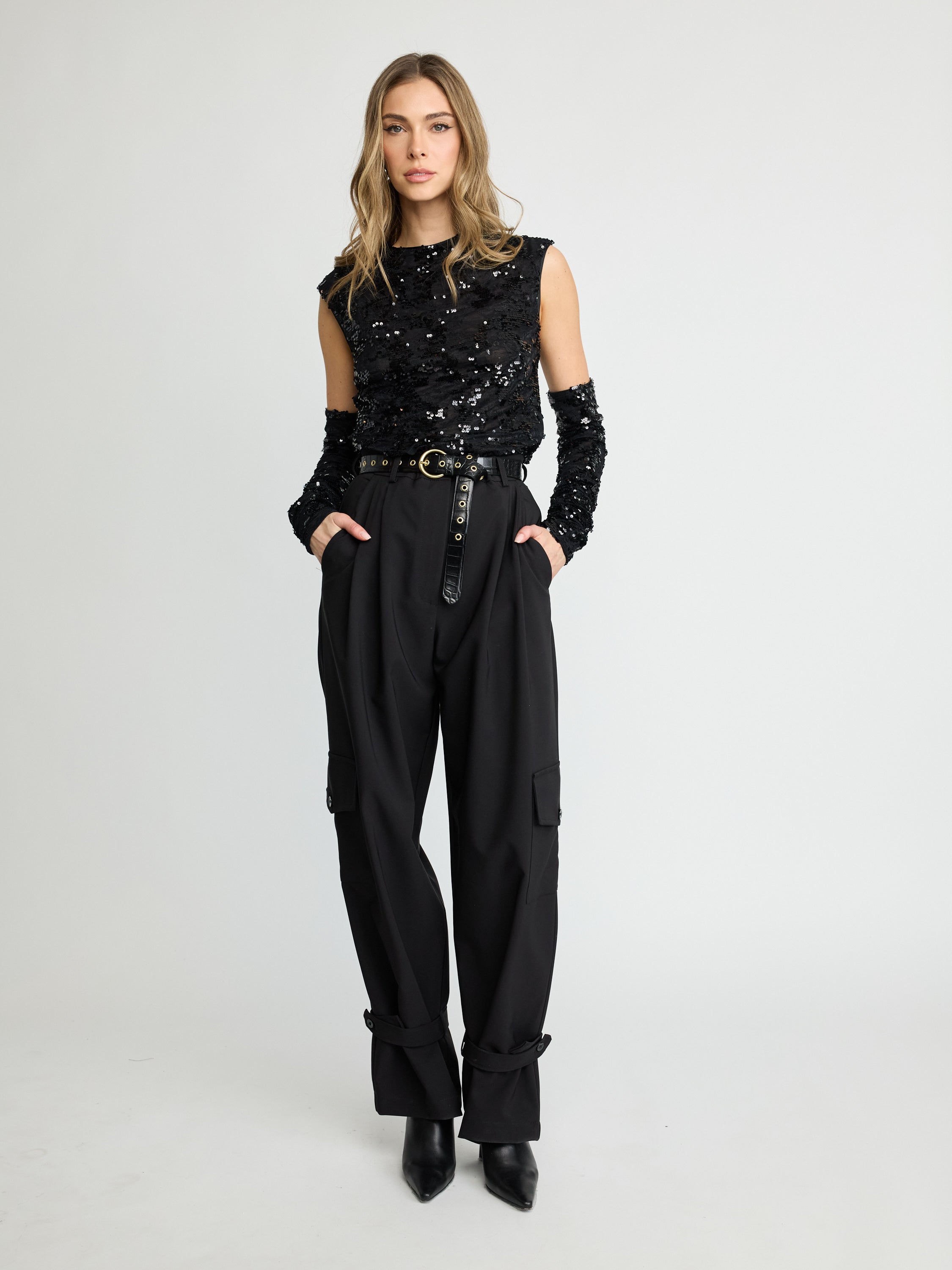 Sleeveless Sequin Top with Gloves