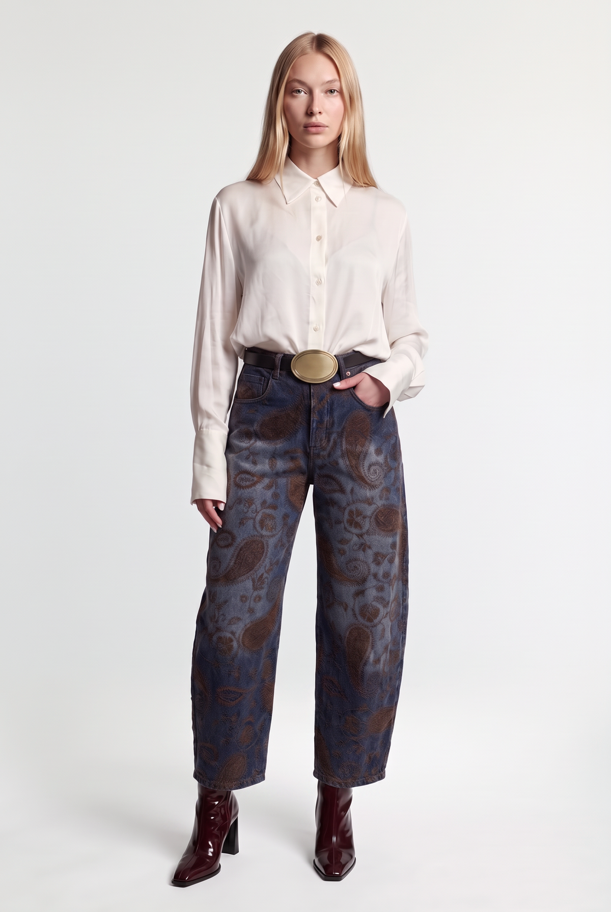 Paisley-Embroidered Barrel Jeans - Blue Denim - front view