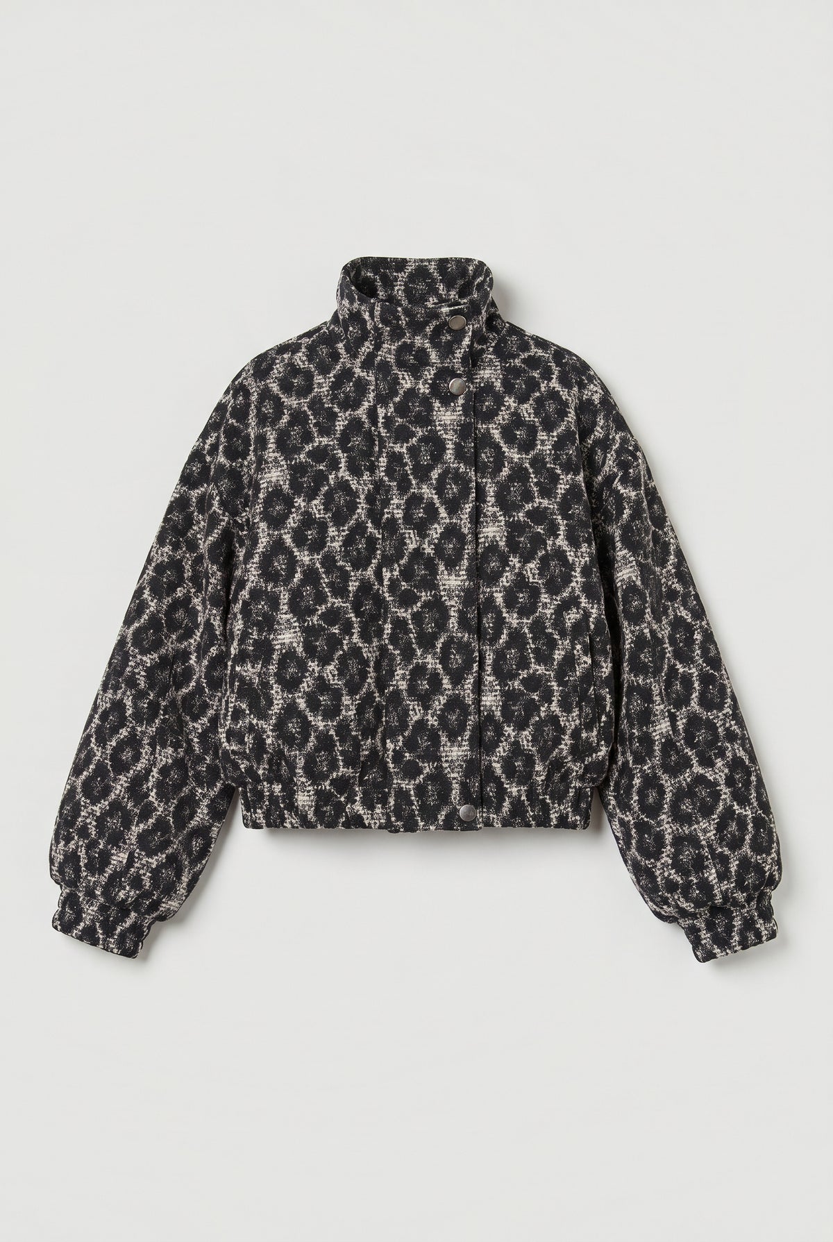 Leopard-Pattern Funnel-Neck Bomber - Leopard - flat lay