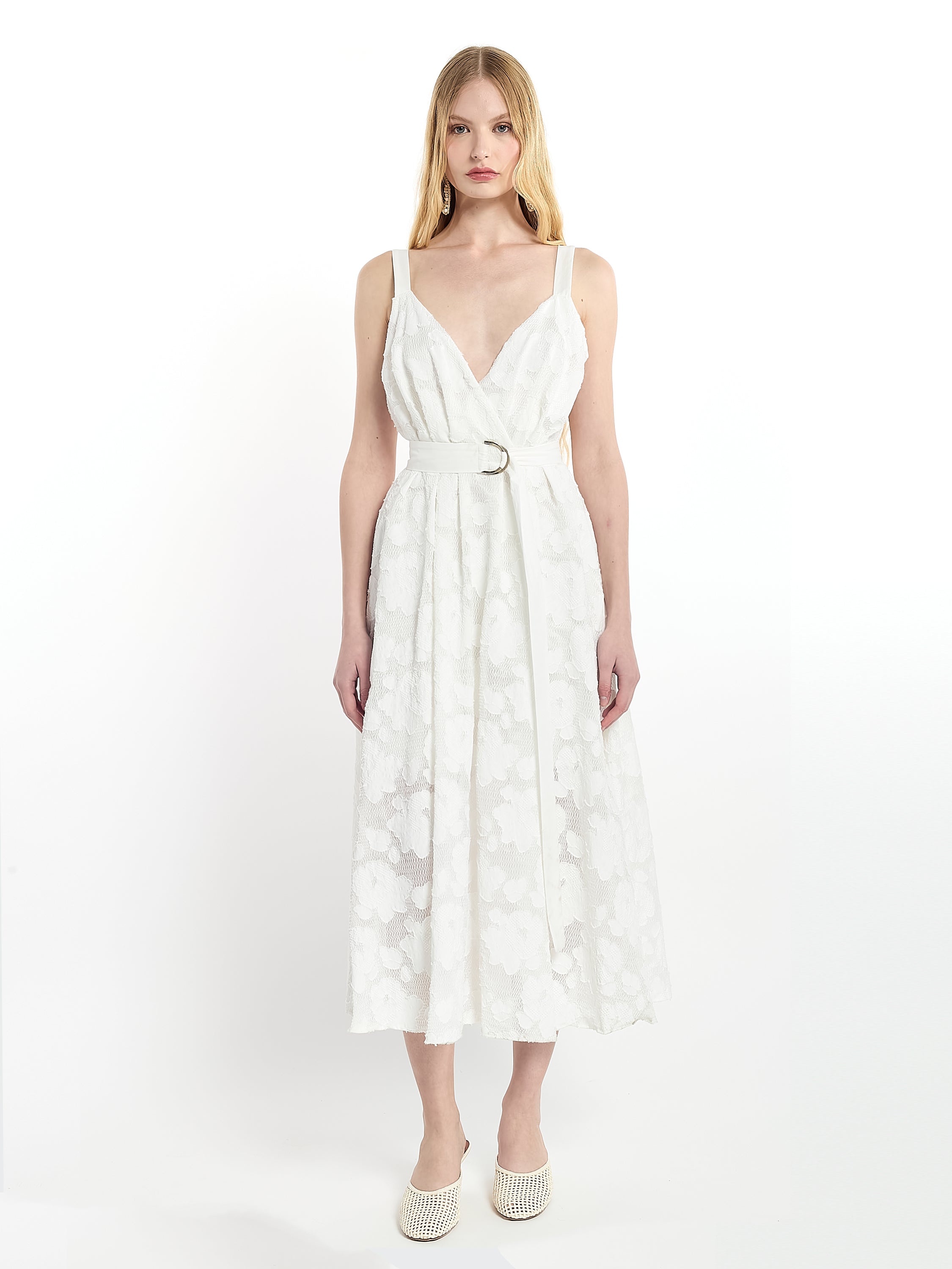 Robe fleurie à bretelles