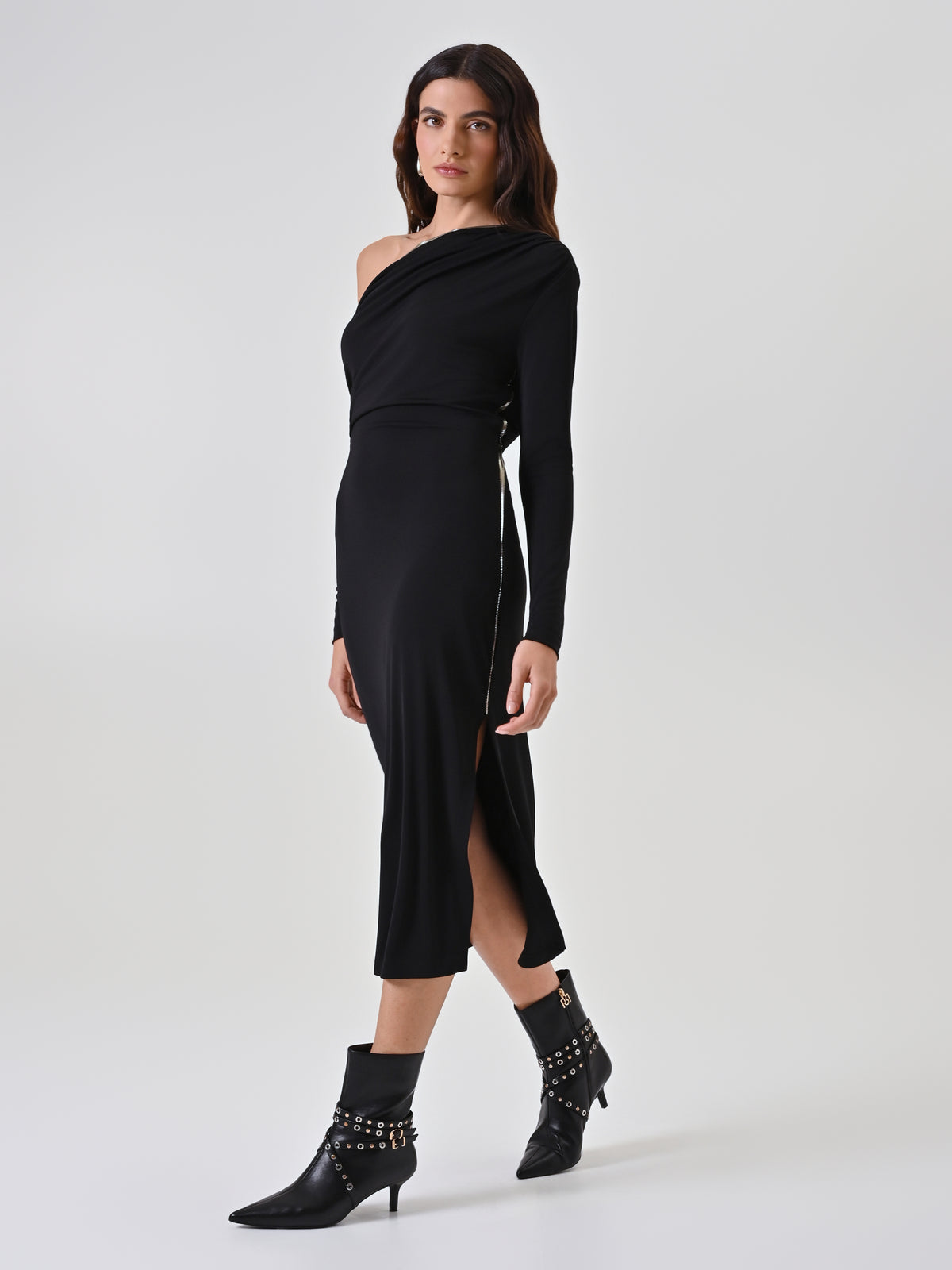 One-Shoulder Dress with Metallic Piping - Maska