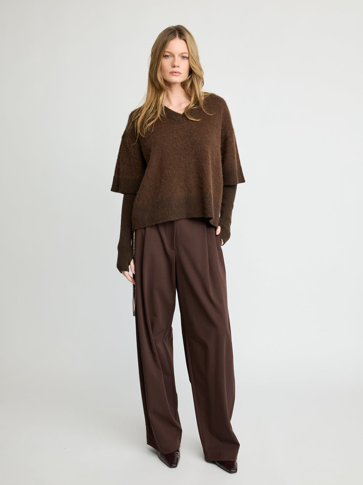 Soft Knit V-Neck Sweater - Maska