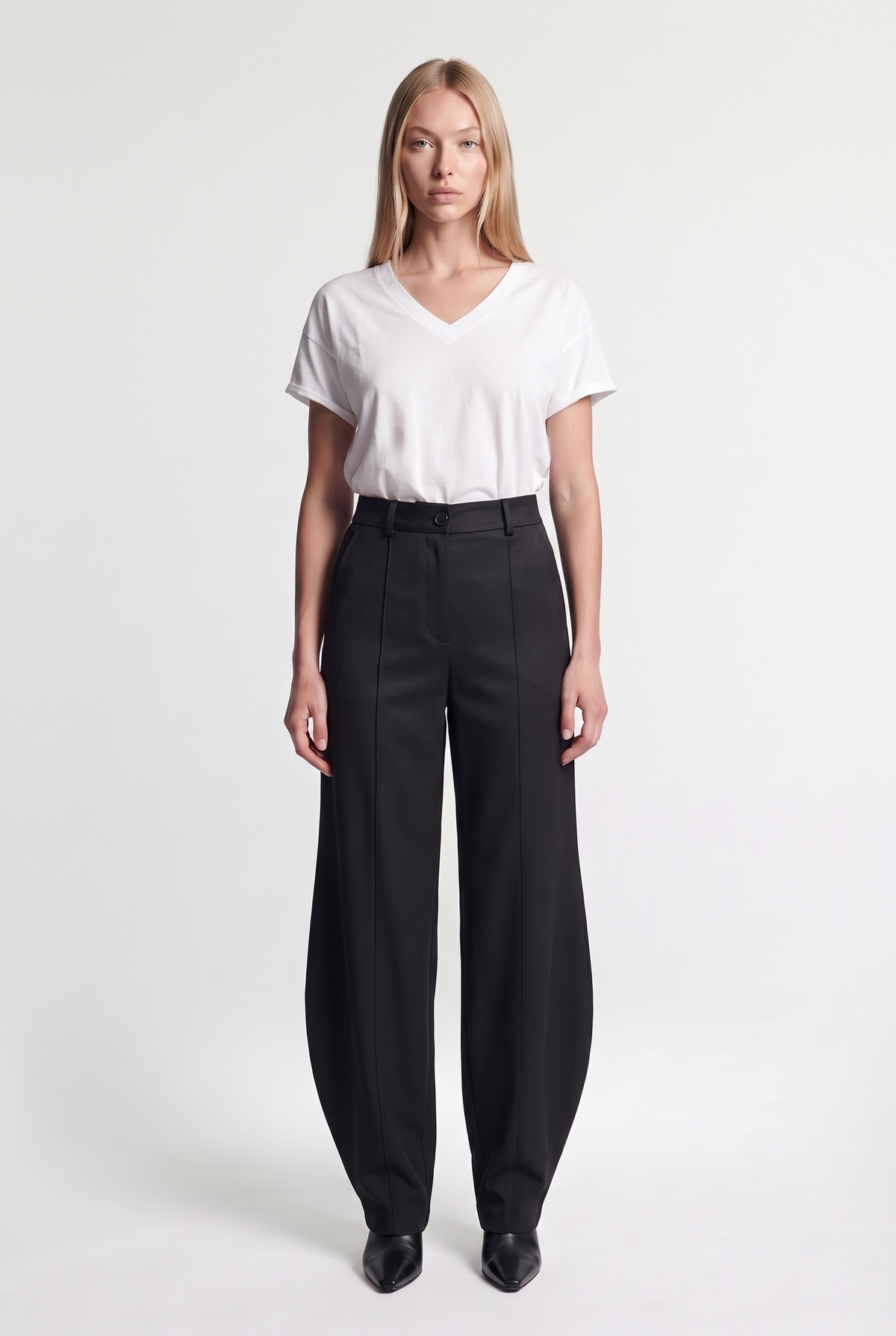 Tailored Wide-Leg Pants - Black - front view