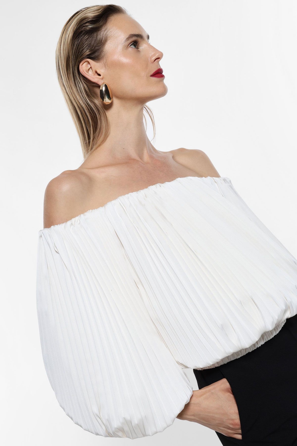 Off-Shoulder Top