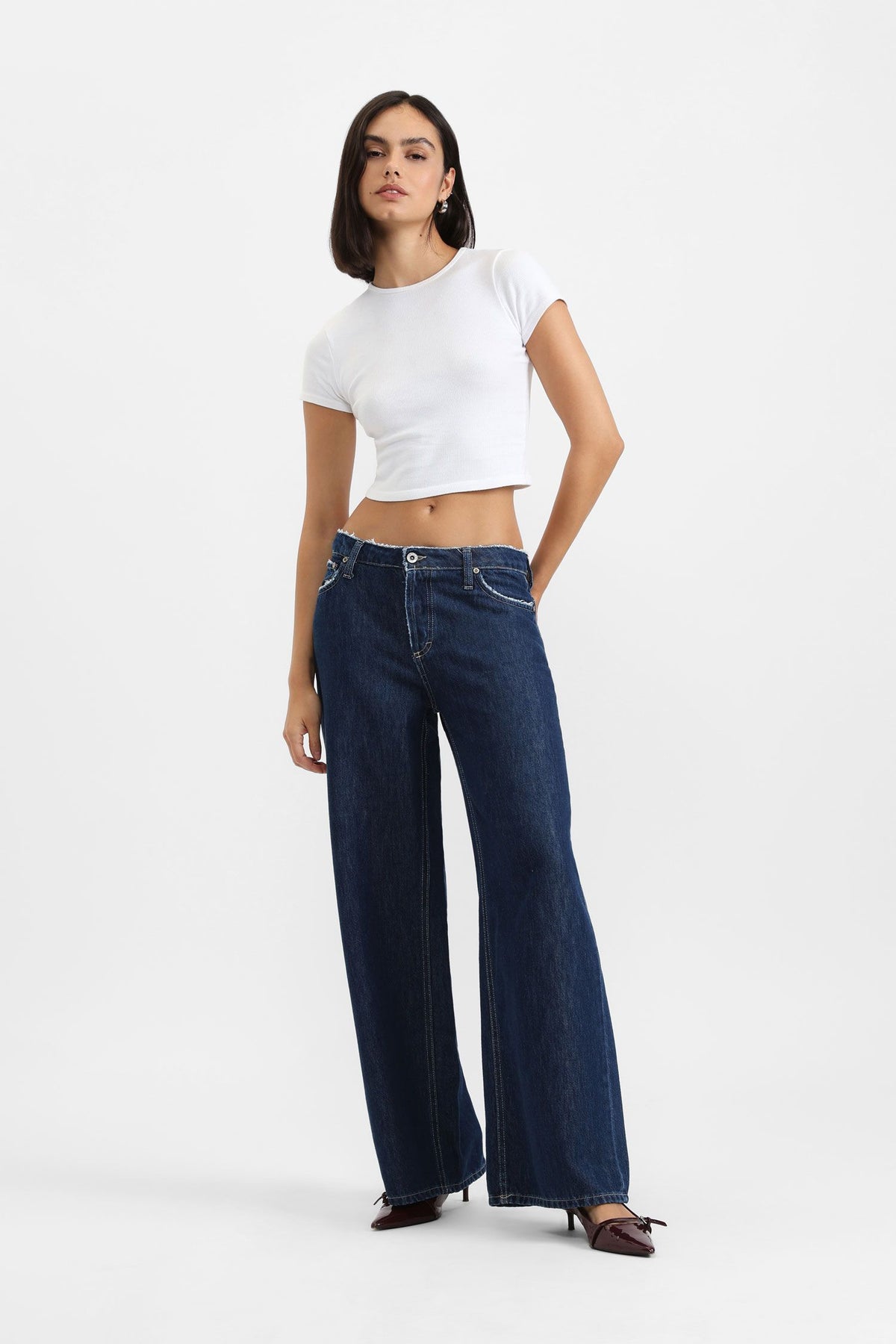 Wide-leg Jeans