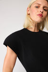 Cropped blouse with cap sleeves