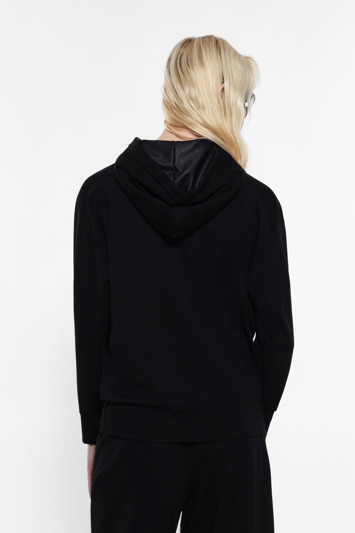 Hooded sweatshirt with front pocket