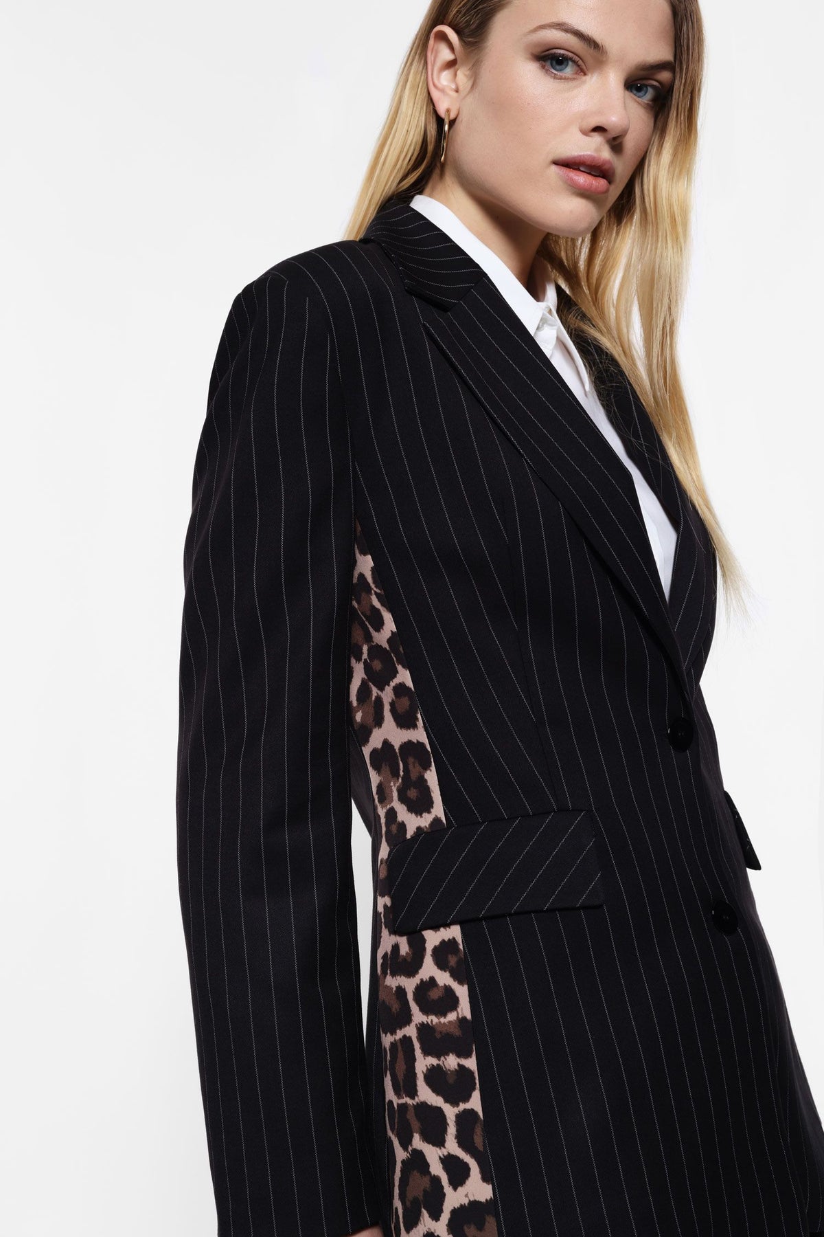 Leopard Detailed Blazer