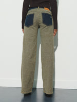 Pantalon large en jean bicolore