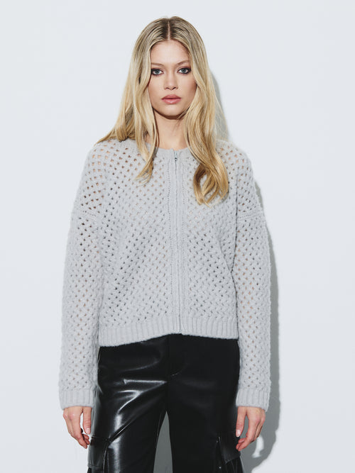 Sweaters & Sweatshirts – Maska