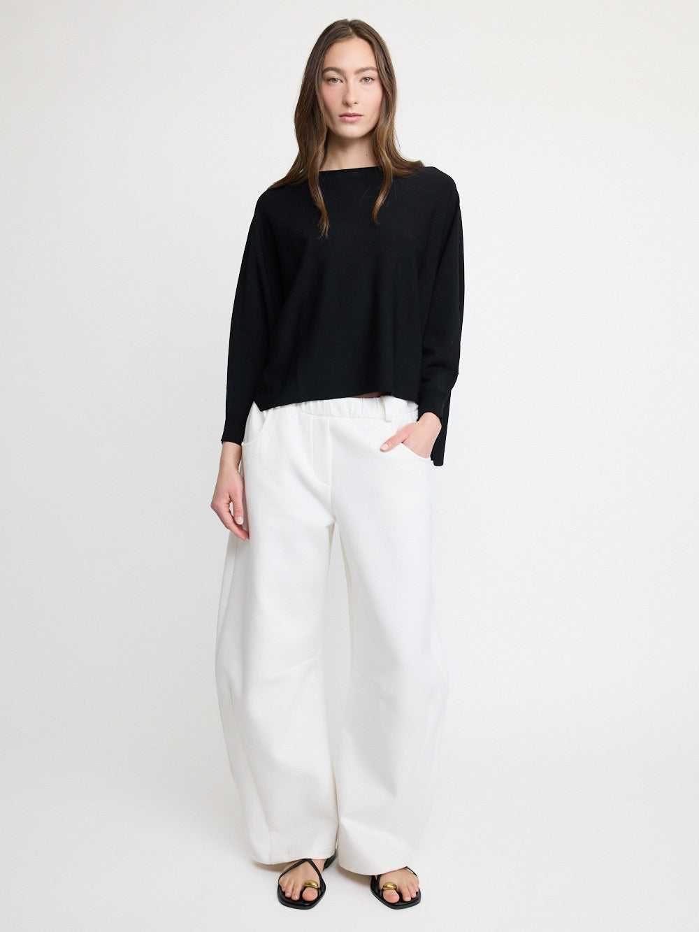 Drape White Top Black