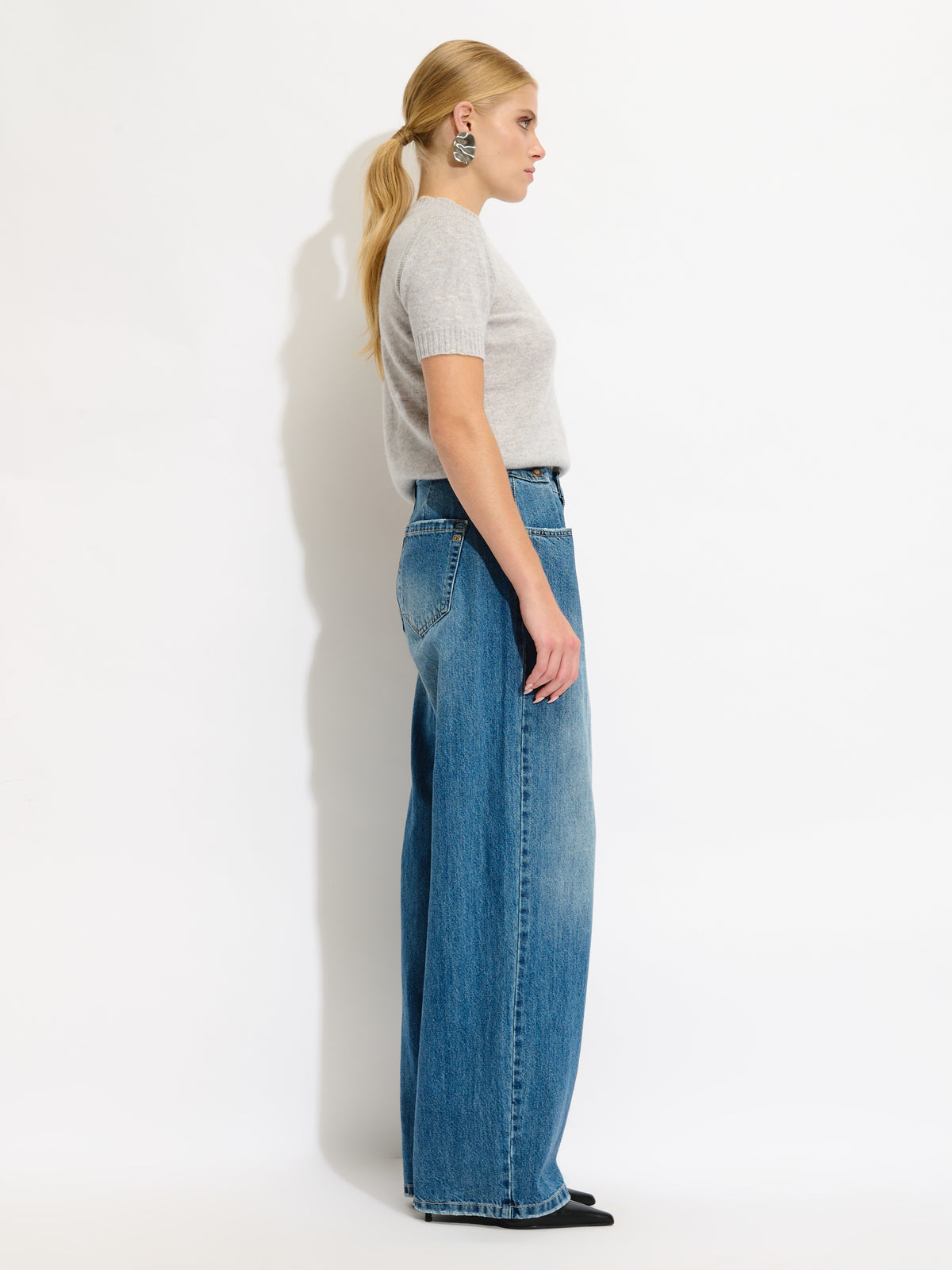 Loose Fit Wide Leg Jeans