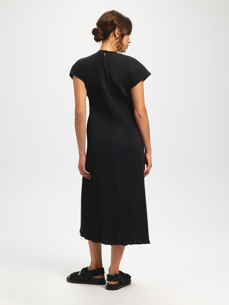 Robe raglan plissée