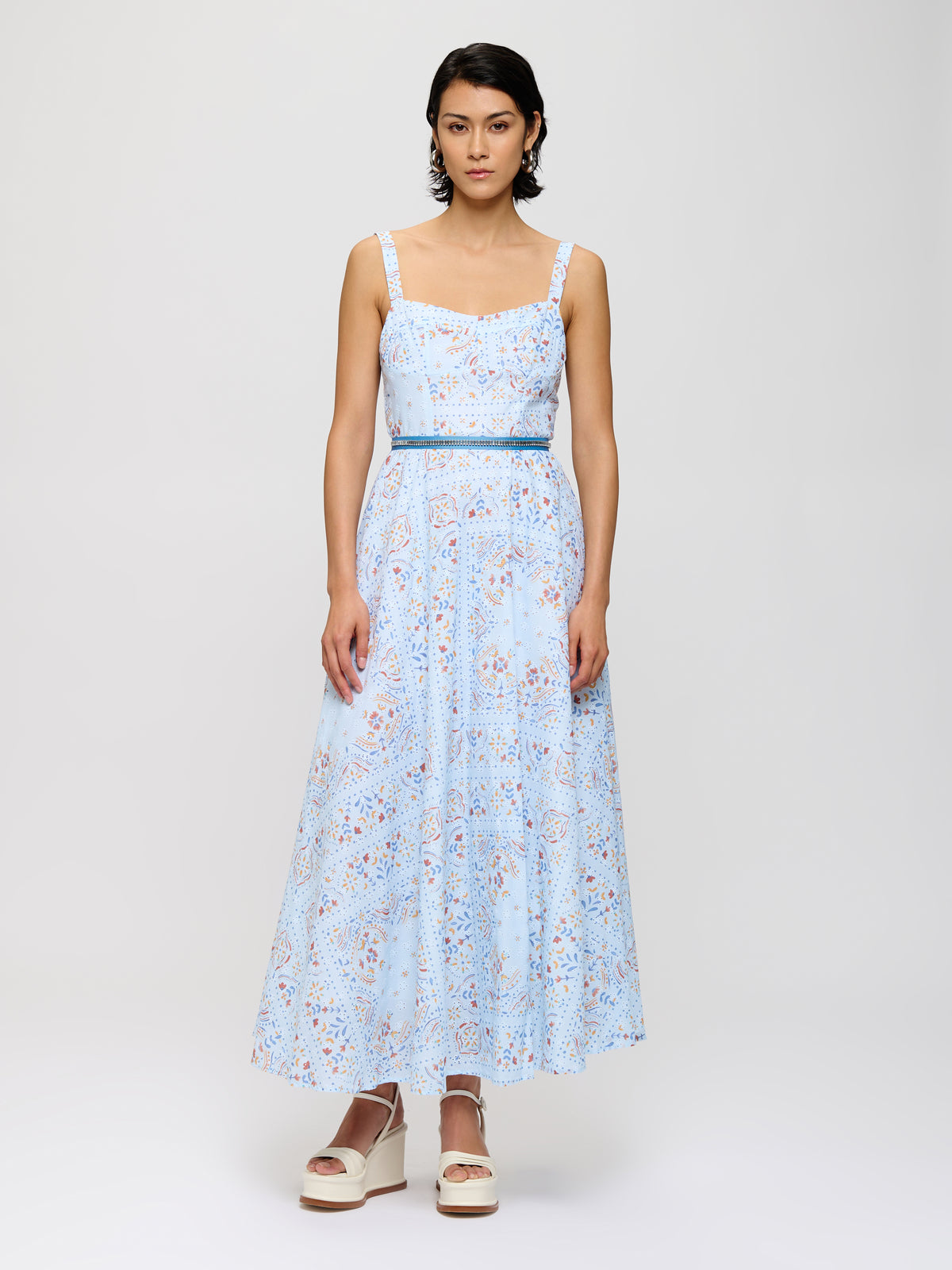 Robe midi brodée