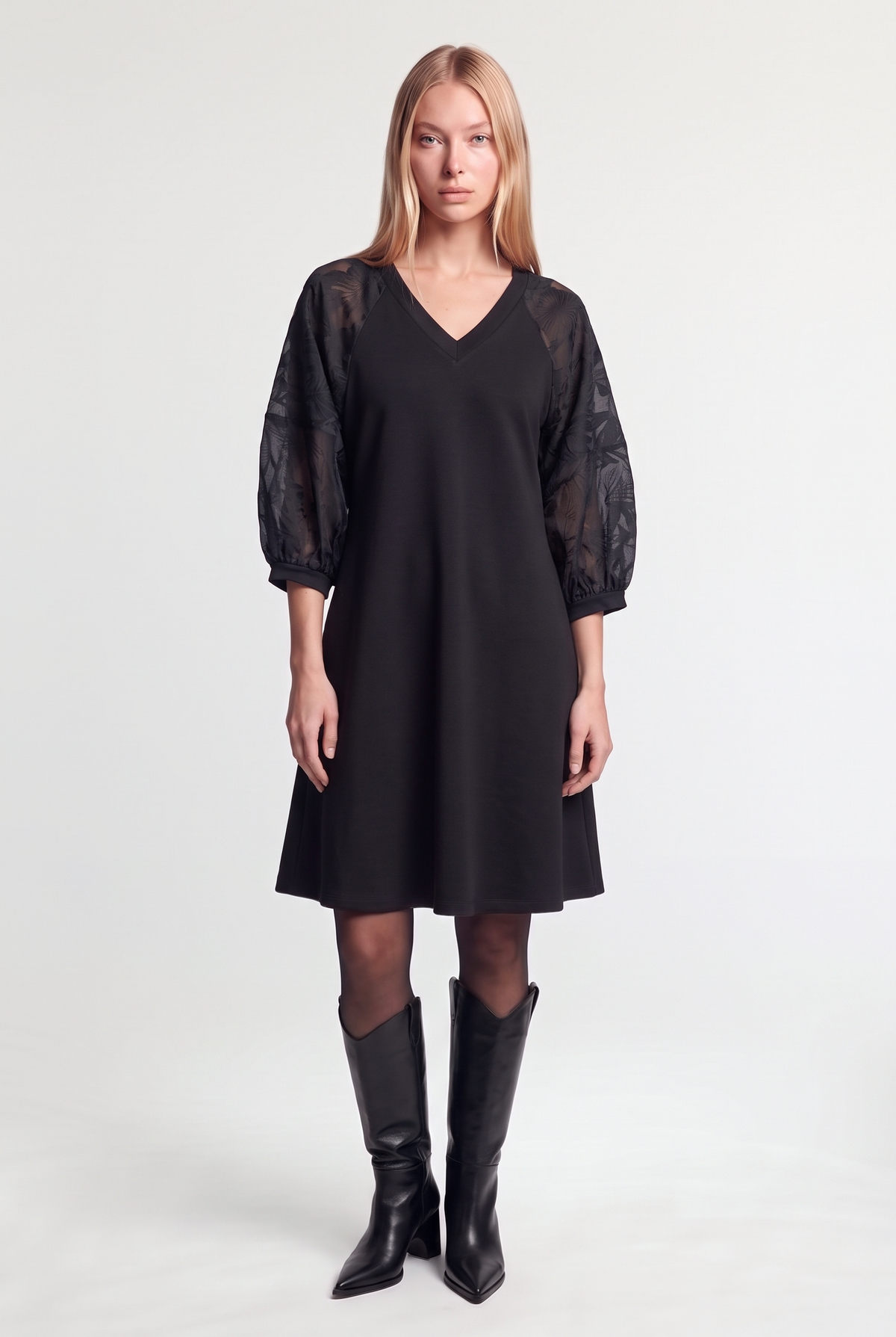 Black balloon-sleeve A-line dress - Black - front view