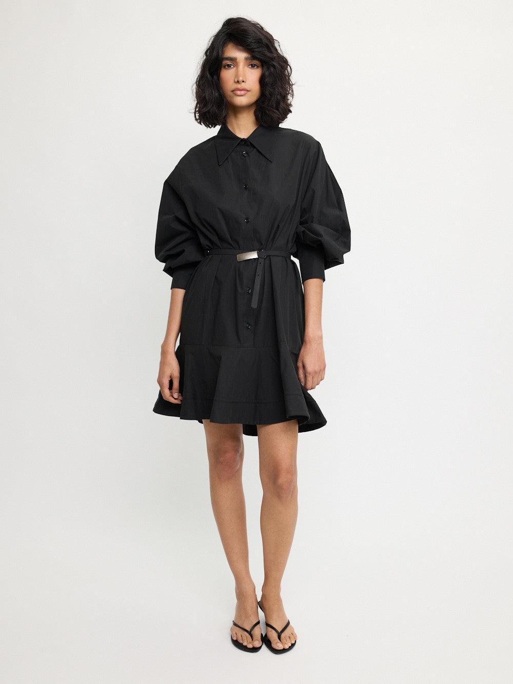 Mini-robe ceinture noire