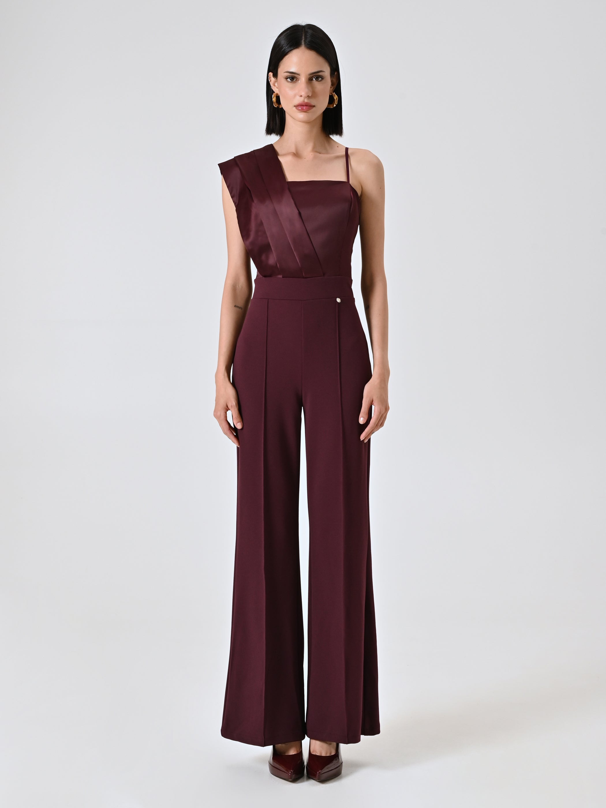 One-shoulder Jumpsuit
