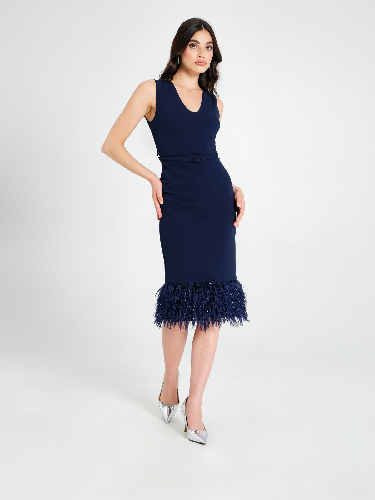 Robe fourreau en plumes de lurex