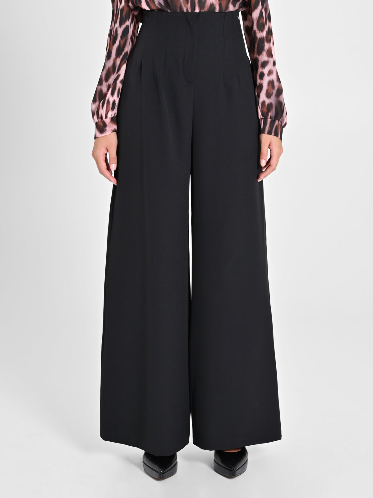 Black Wide-leg Trousers