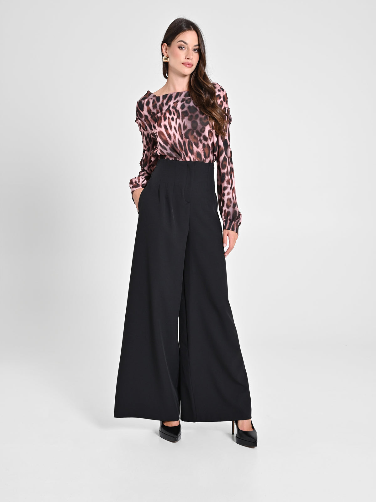 Black Wide-leg Trousers