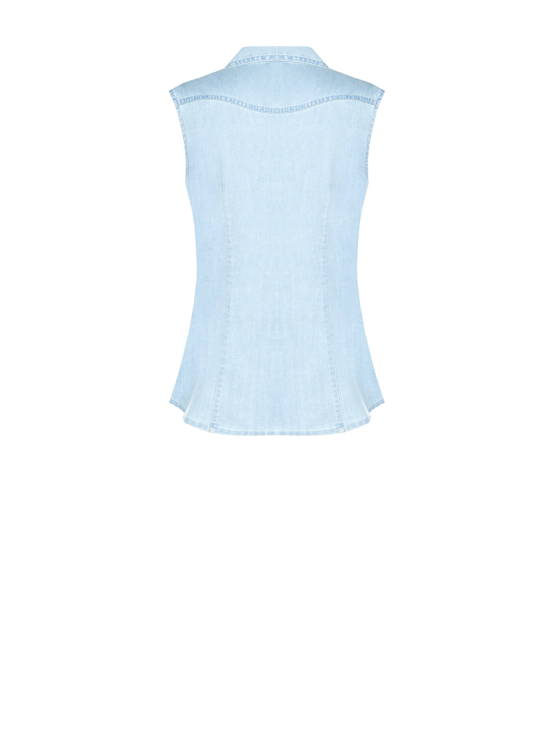 Sleeveles denim shirt
