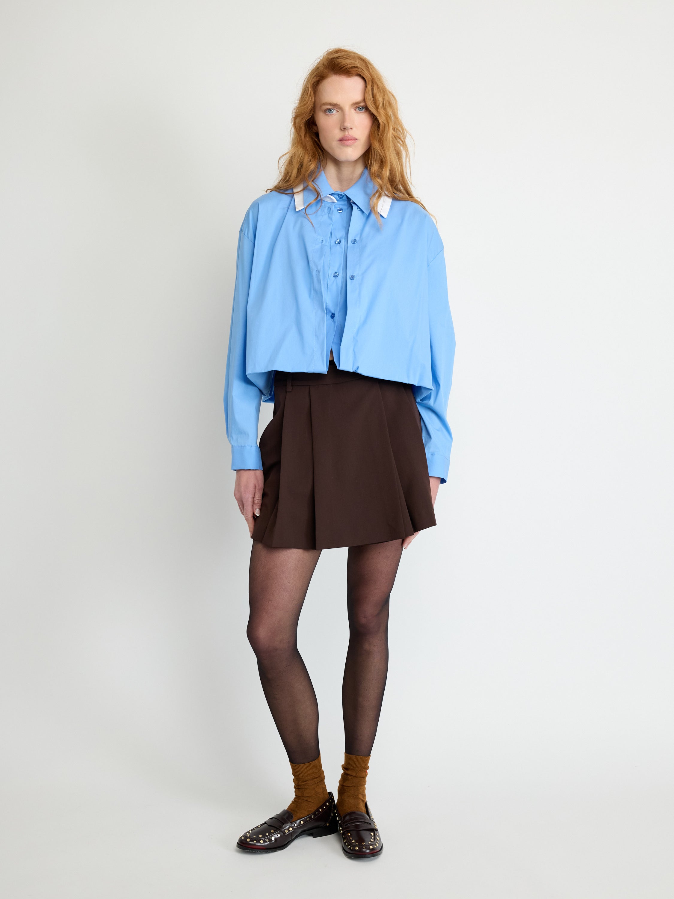 Chemise courte à col contrasté