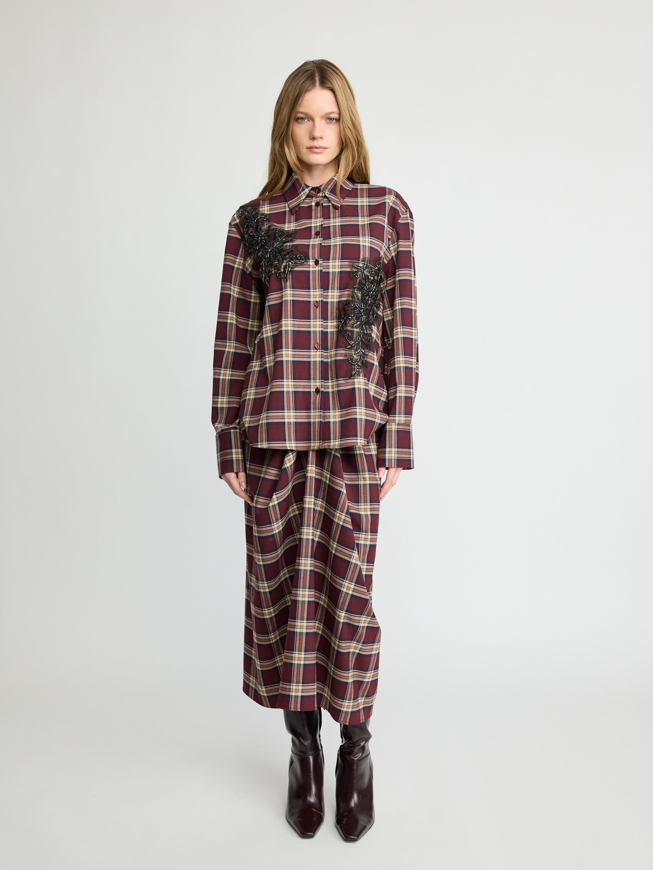 Chemise à carreaux ornée