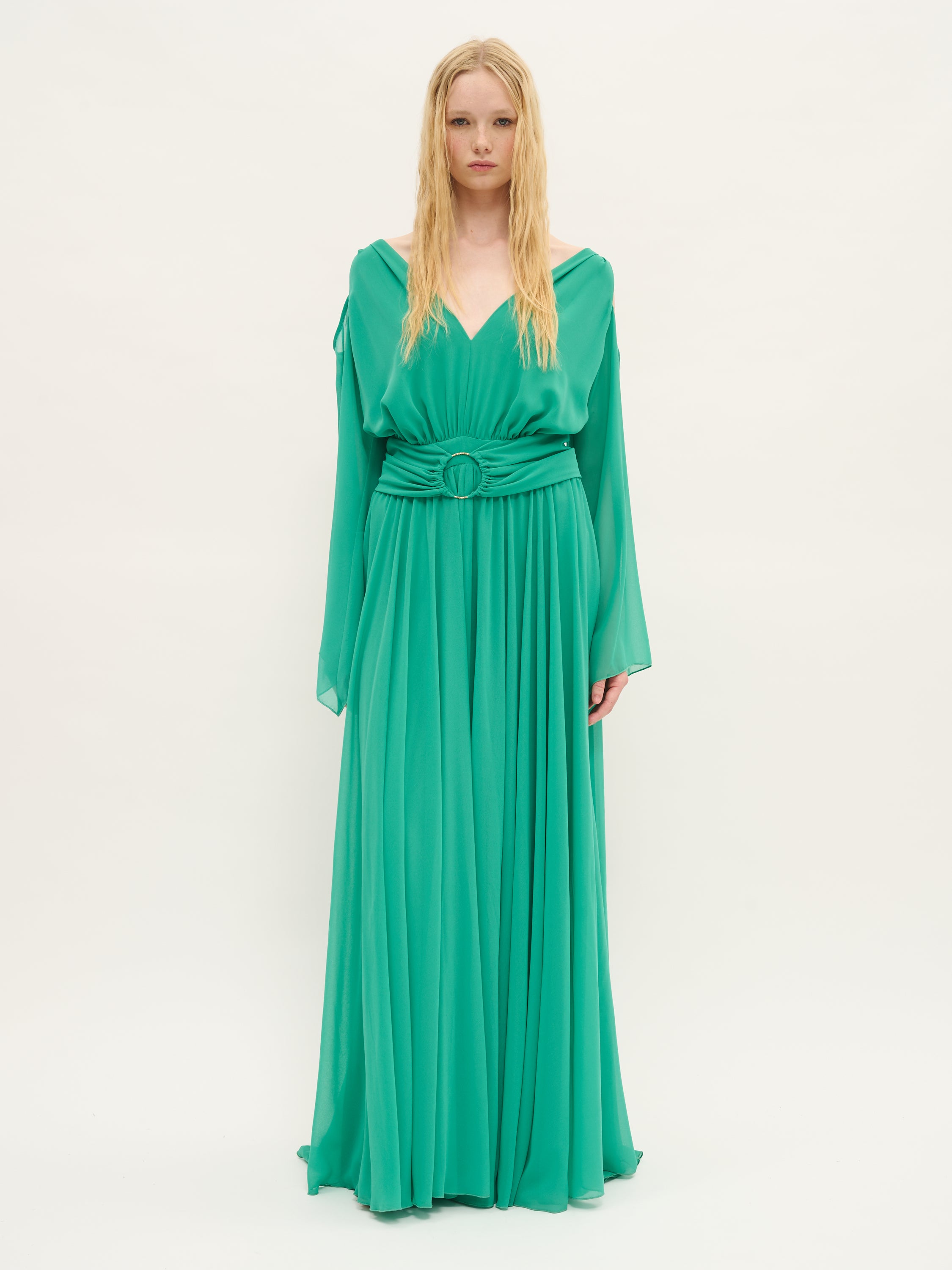 Robe drapée ceinturée en mousseline émeraude