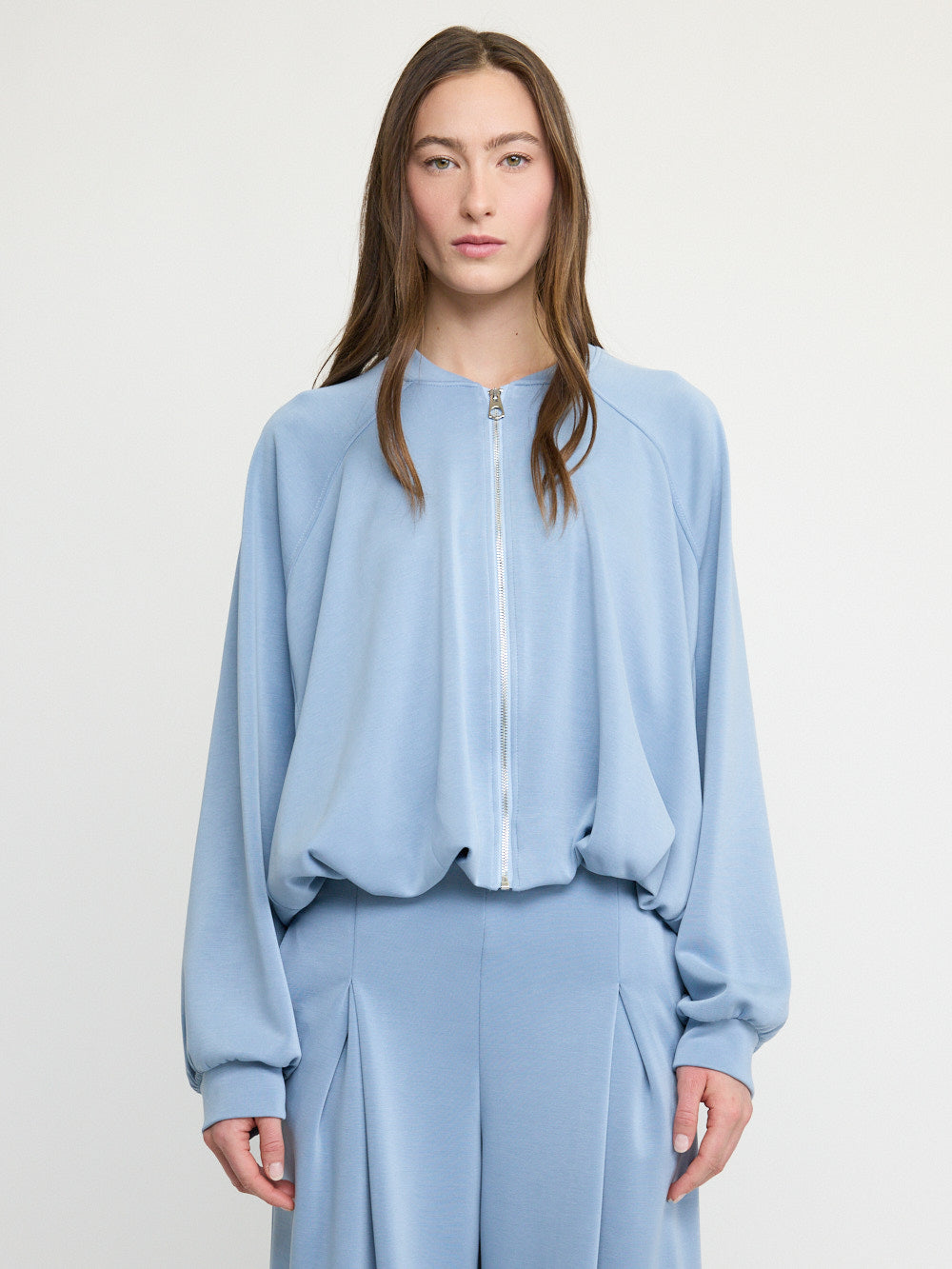 Veste zippée à ourlet froncé