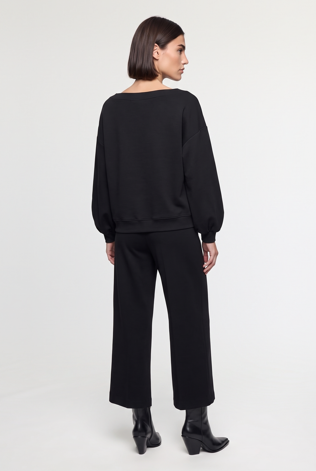 Floral Applique Top Long Slevees - Black - back view