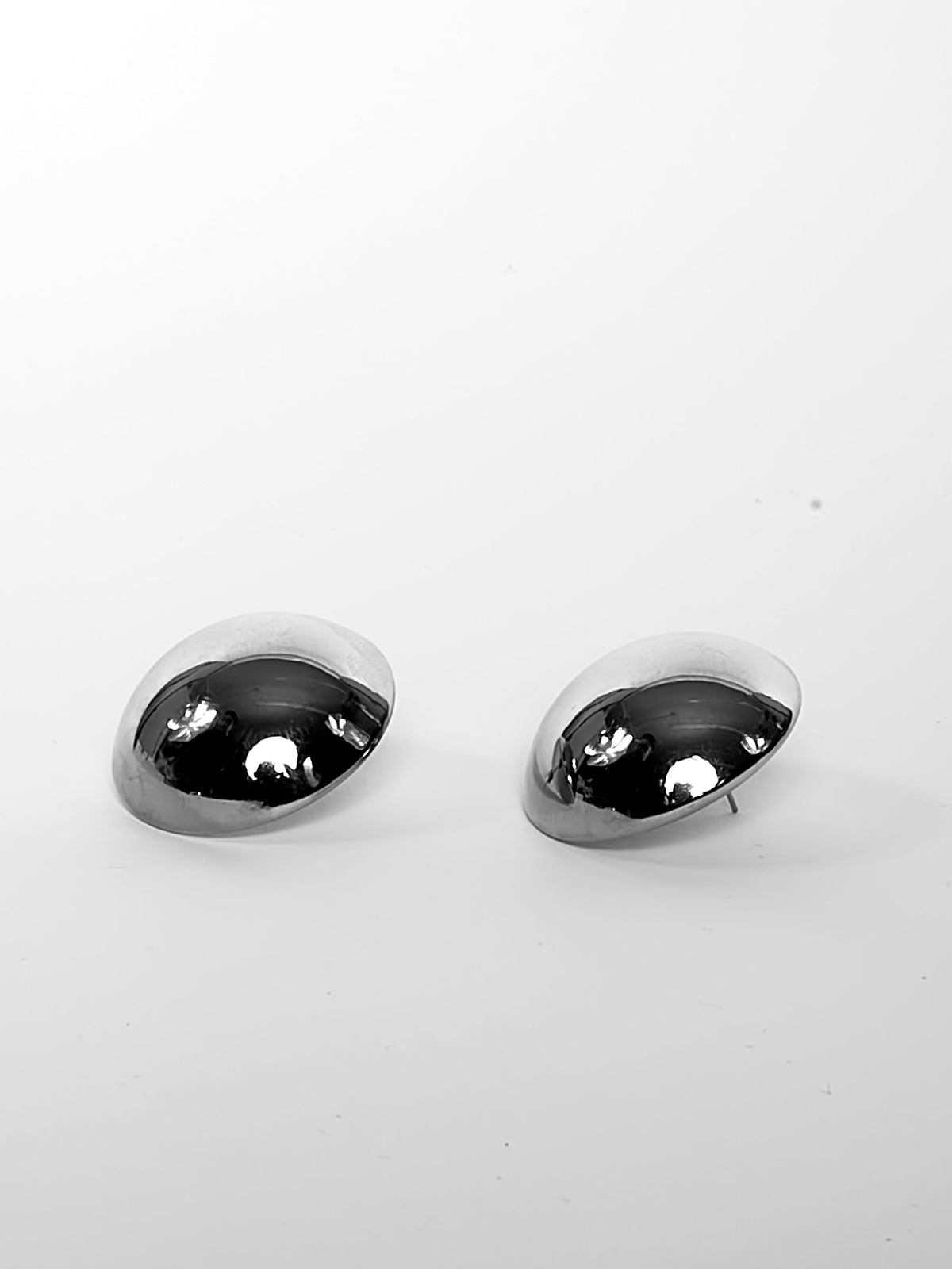 Round Earrings