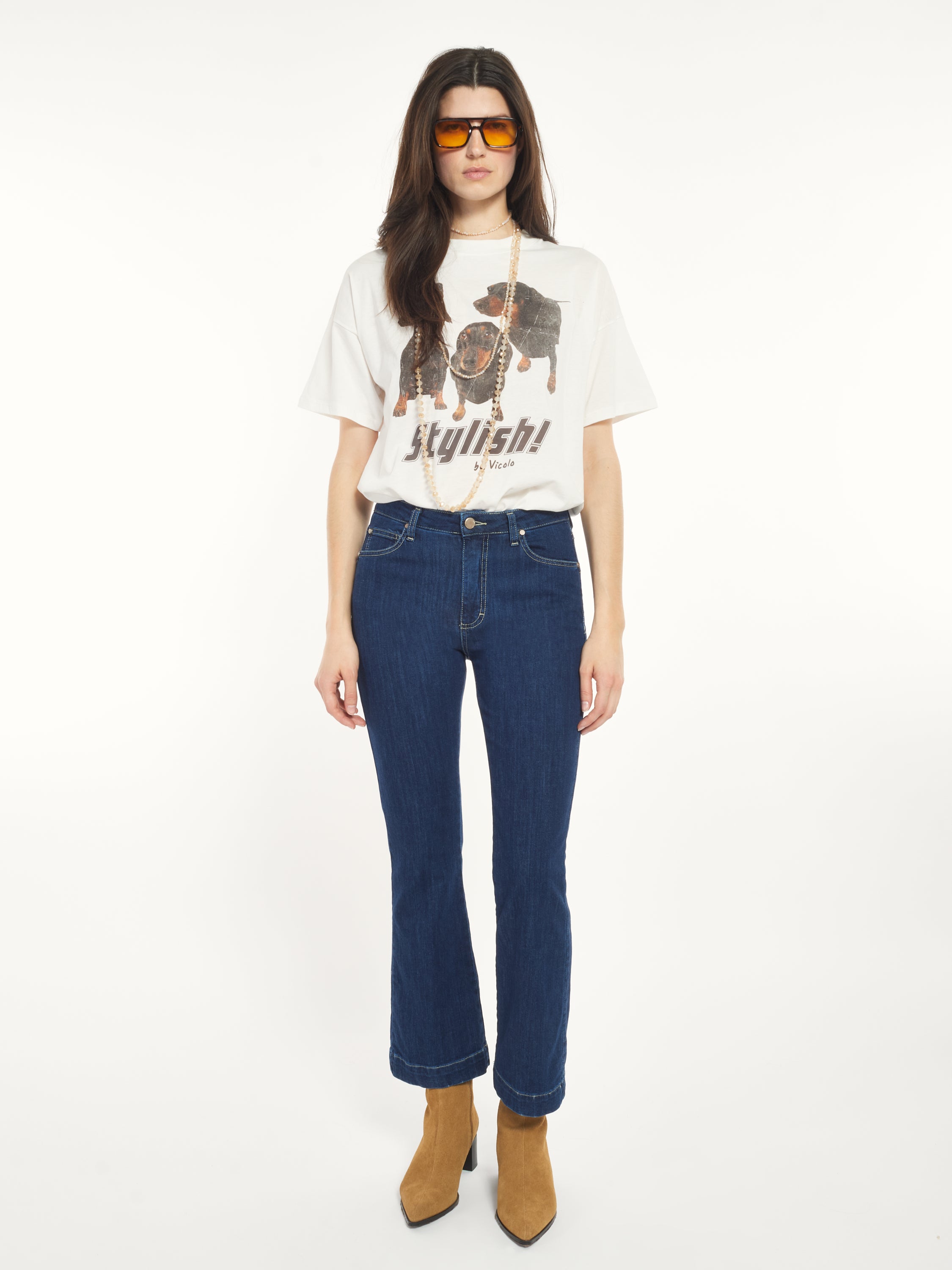 Flare cropped jeans with medium waist