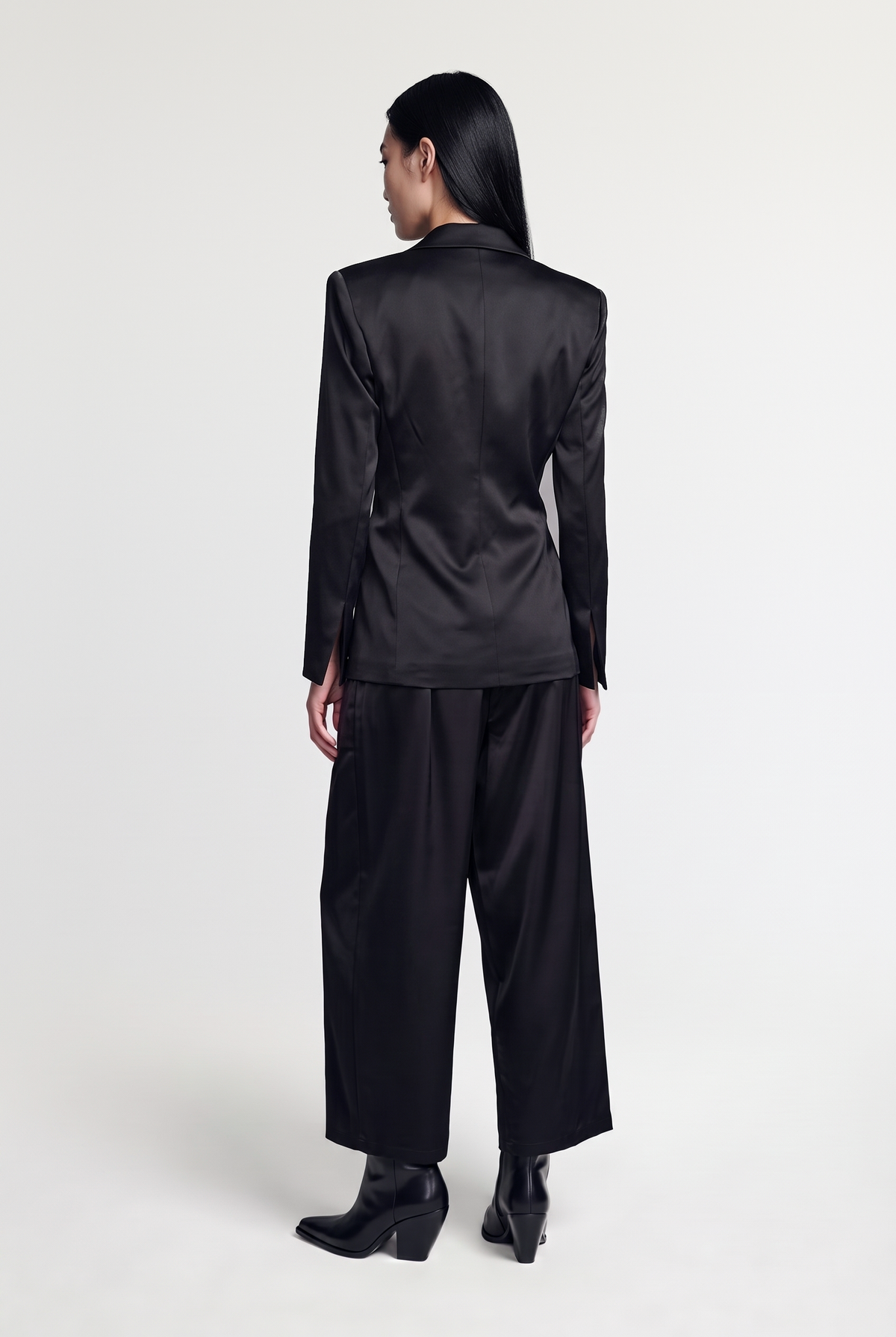 Pleated Tapered Trousers - Black - styled look, back view