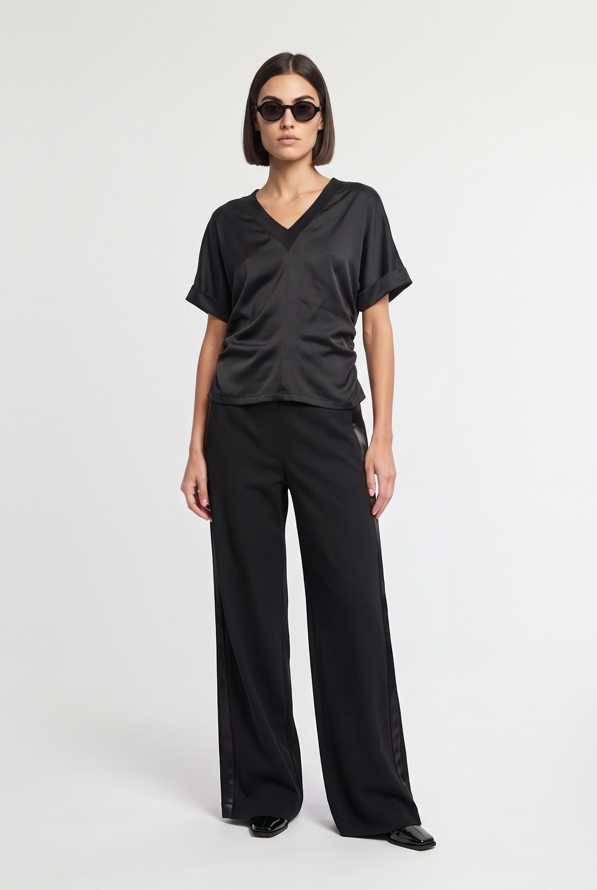 Wide-Leg Satin-Effect Pants - Black - styled look, front view