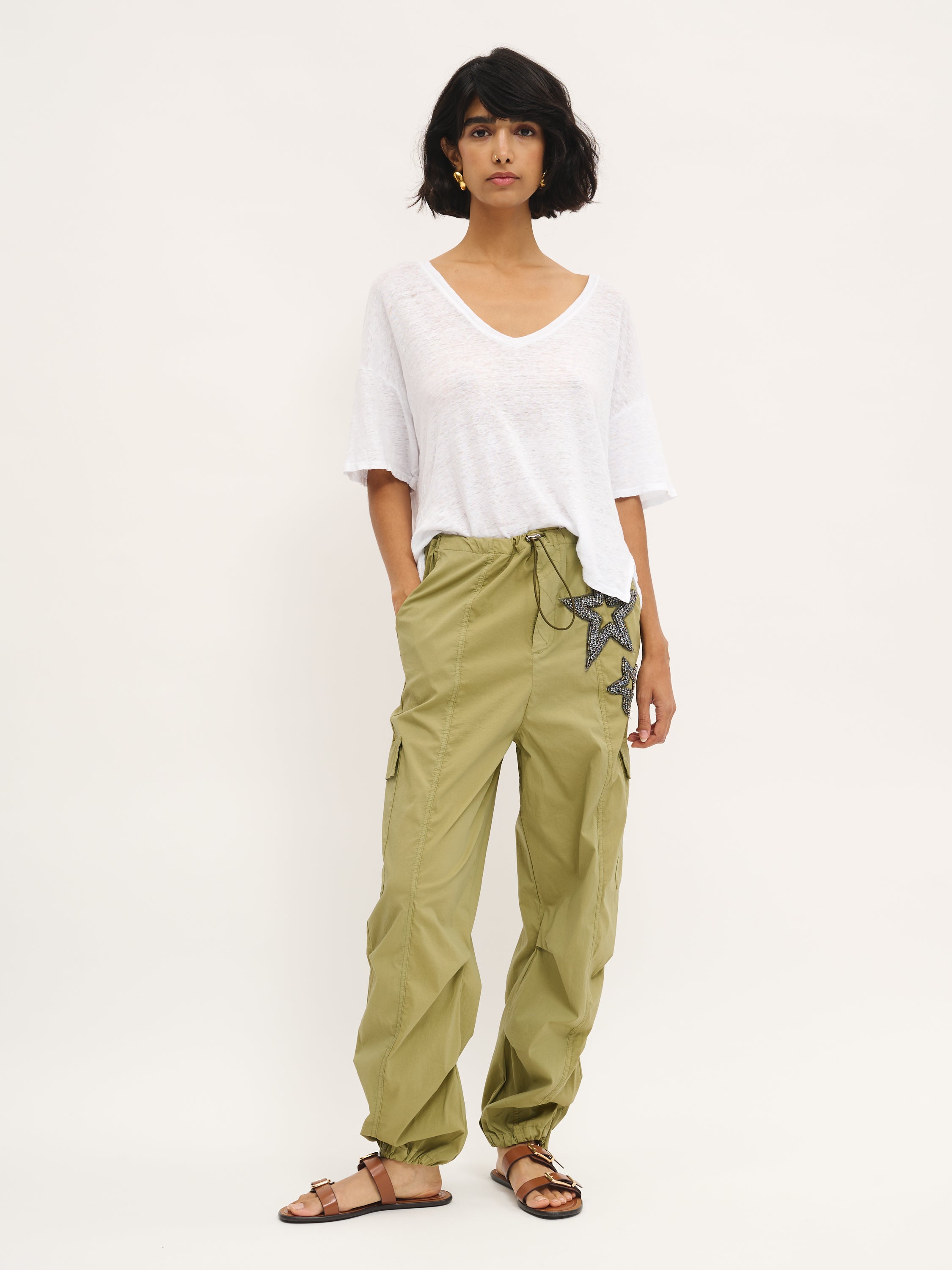 Pantalon cargo à détails étoilés