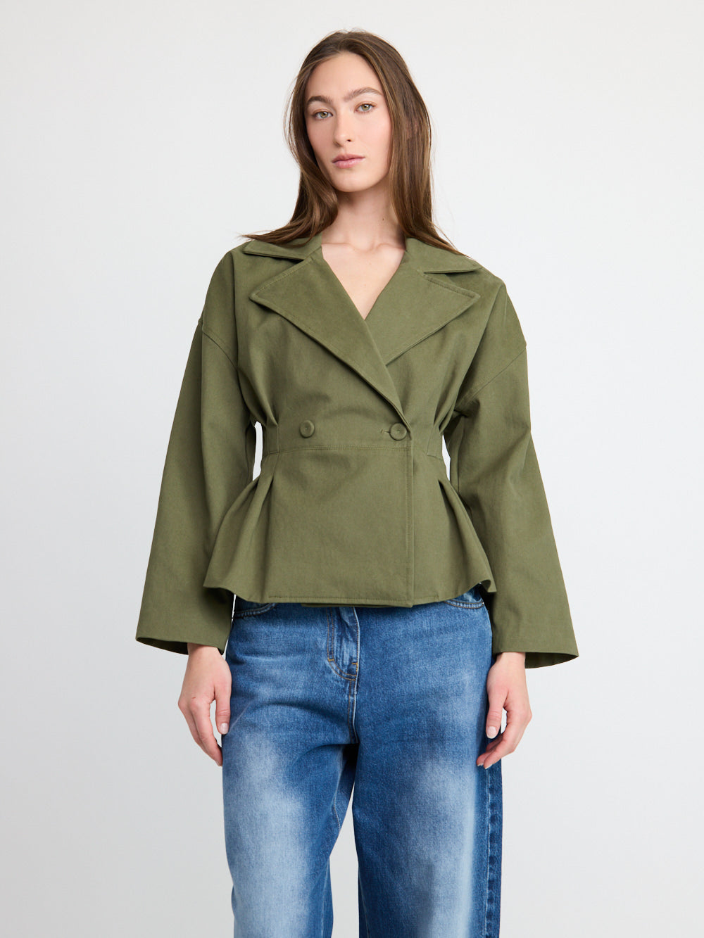 Veste courte ajustée