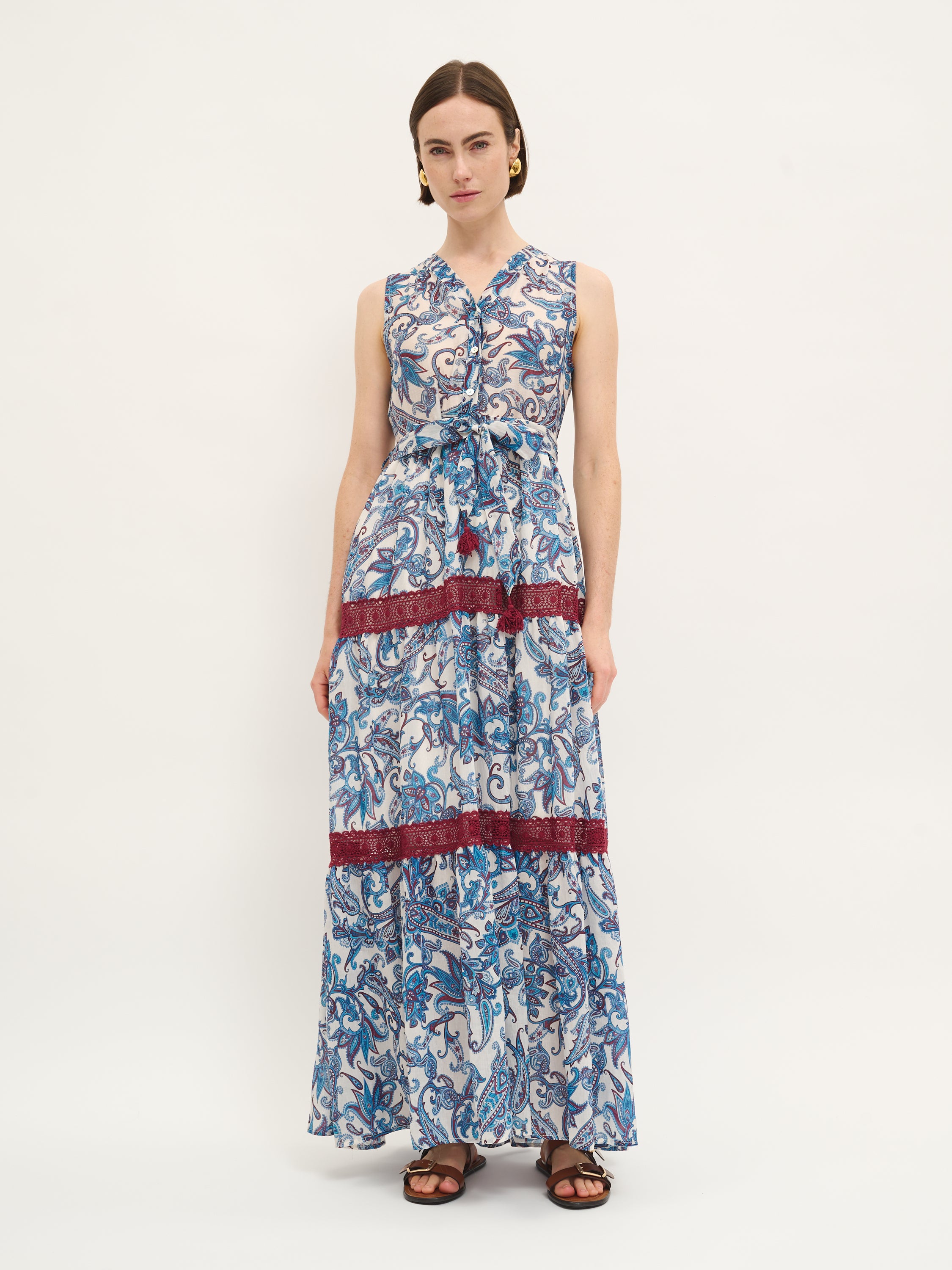 Robe longue ceinturée à motif cachemire