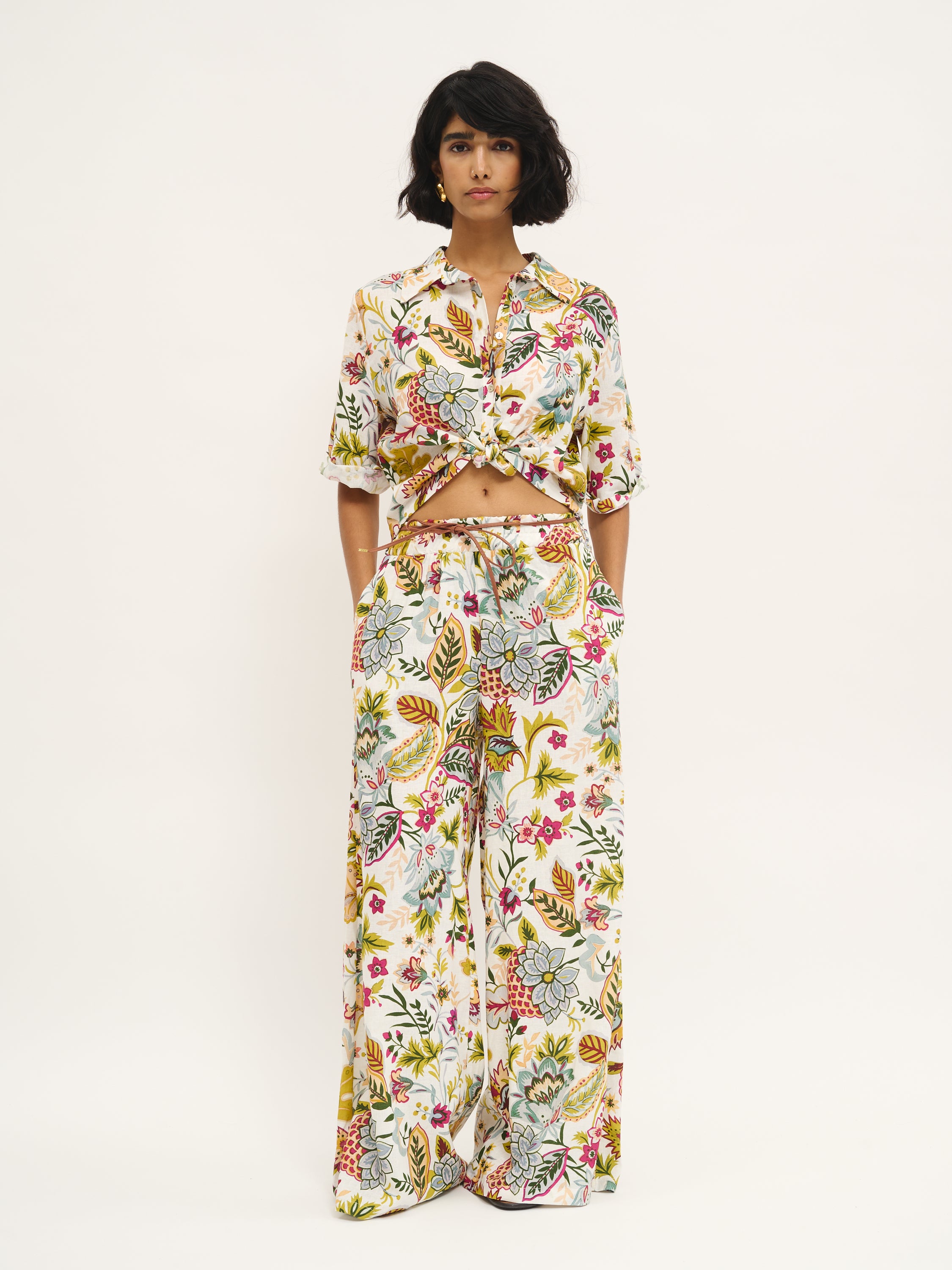 Pantalon botanique à jambes larges