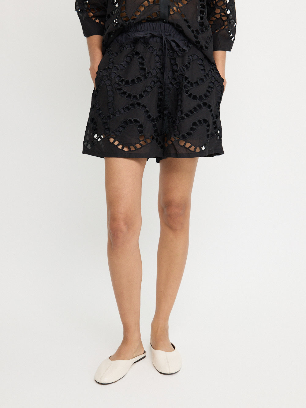 Embroidered Chain Shorts